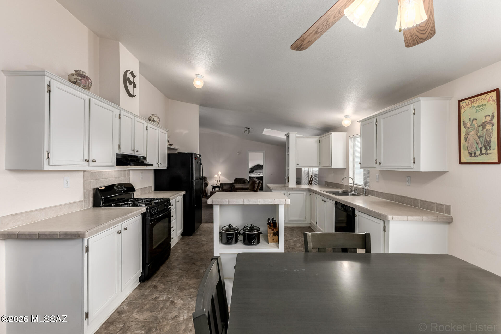 Country Club Terrace (1-108) - Residential