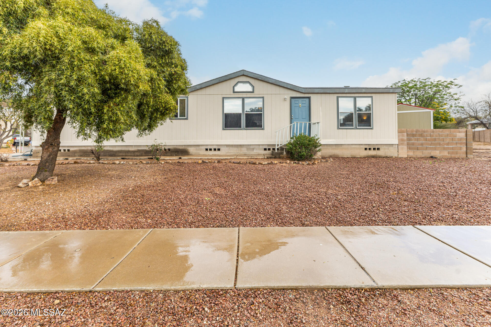Country Club Terrace (1-108) - Residential