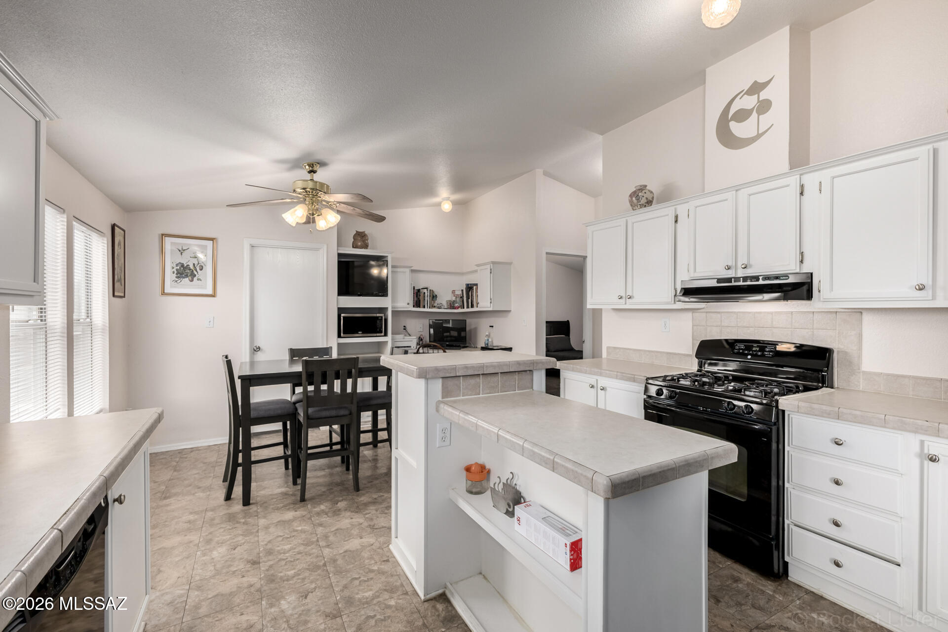 Country Club Terrace (1-108) - Residential