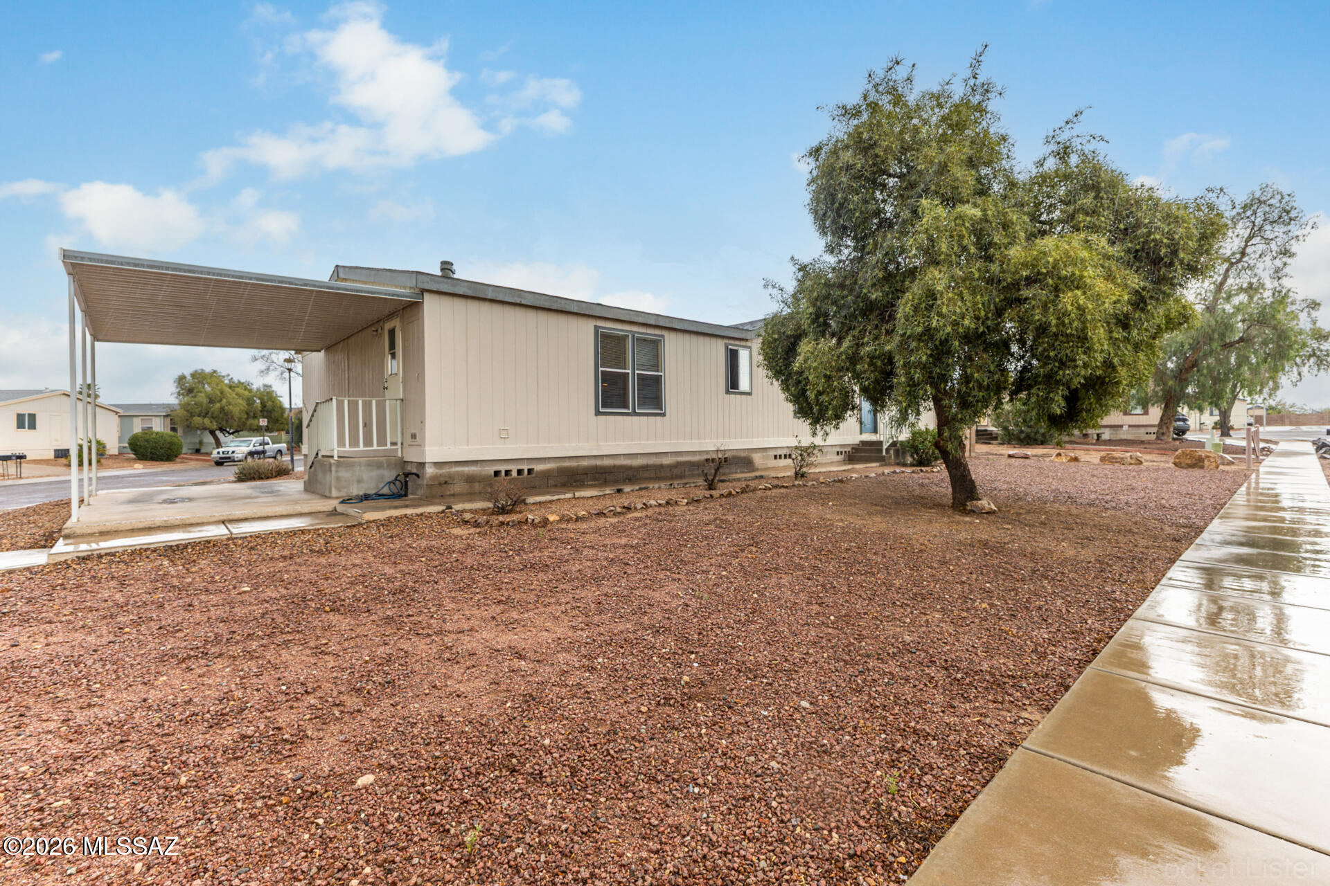 Country Club Terrace (1-108) - Residential