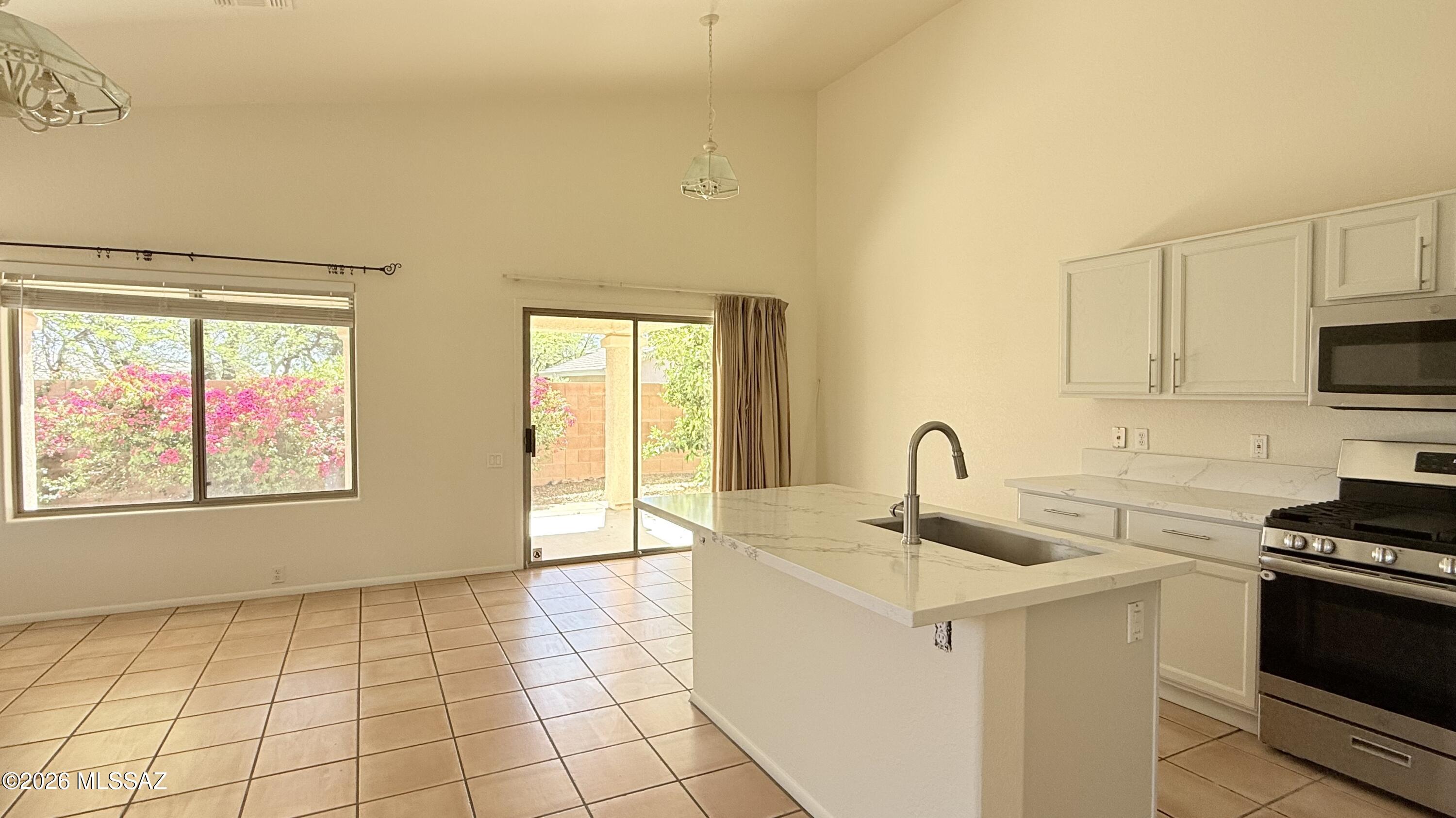 Canada Ridge (1-126) - Residential
