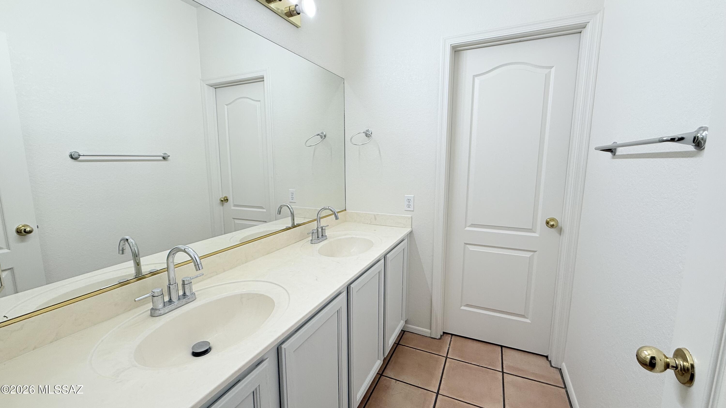 Canada Ridge (1-126) - Residential
