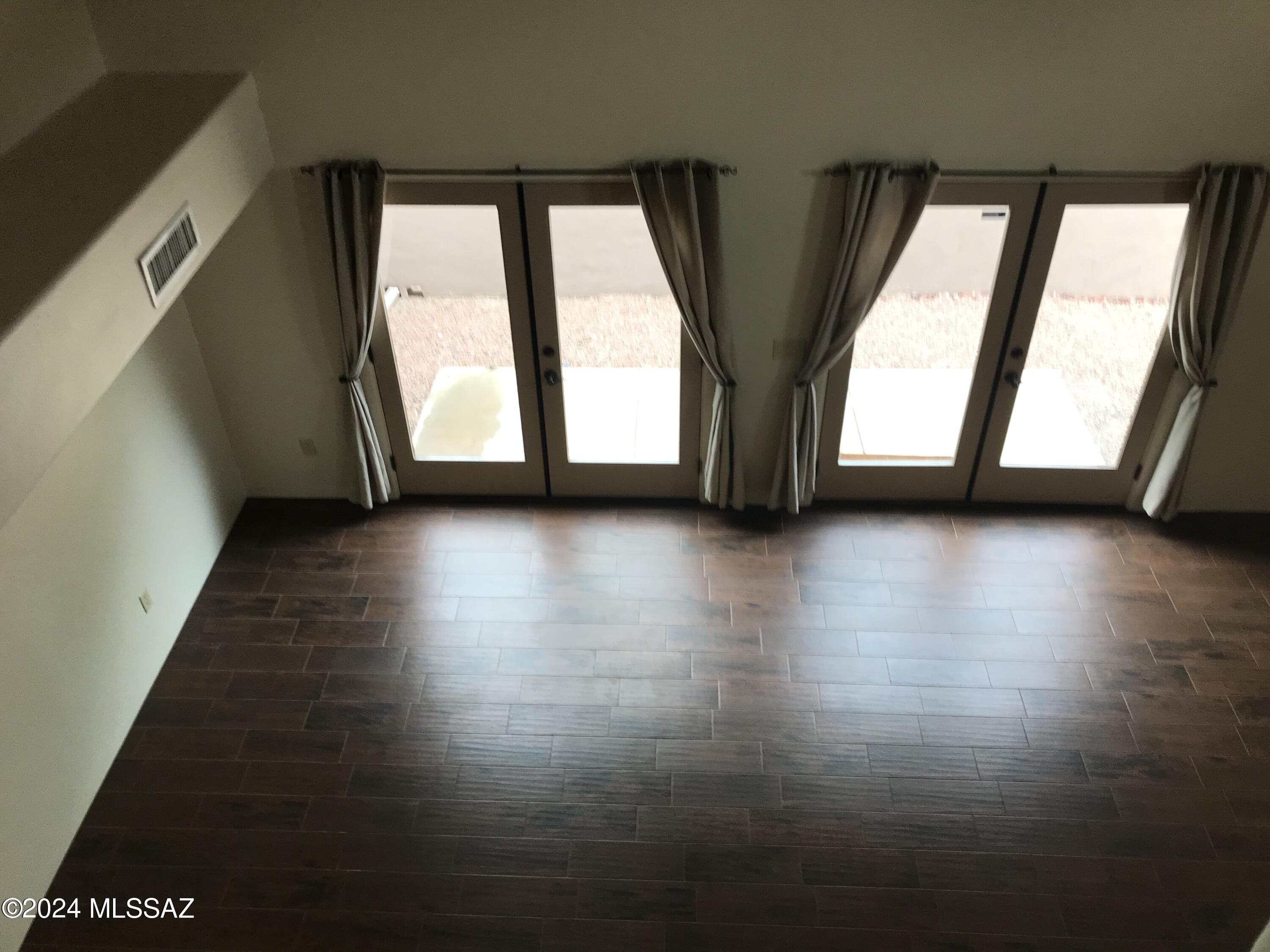 Olsen Condominiums Units 1-18 - Residential Lease
