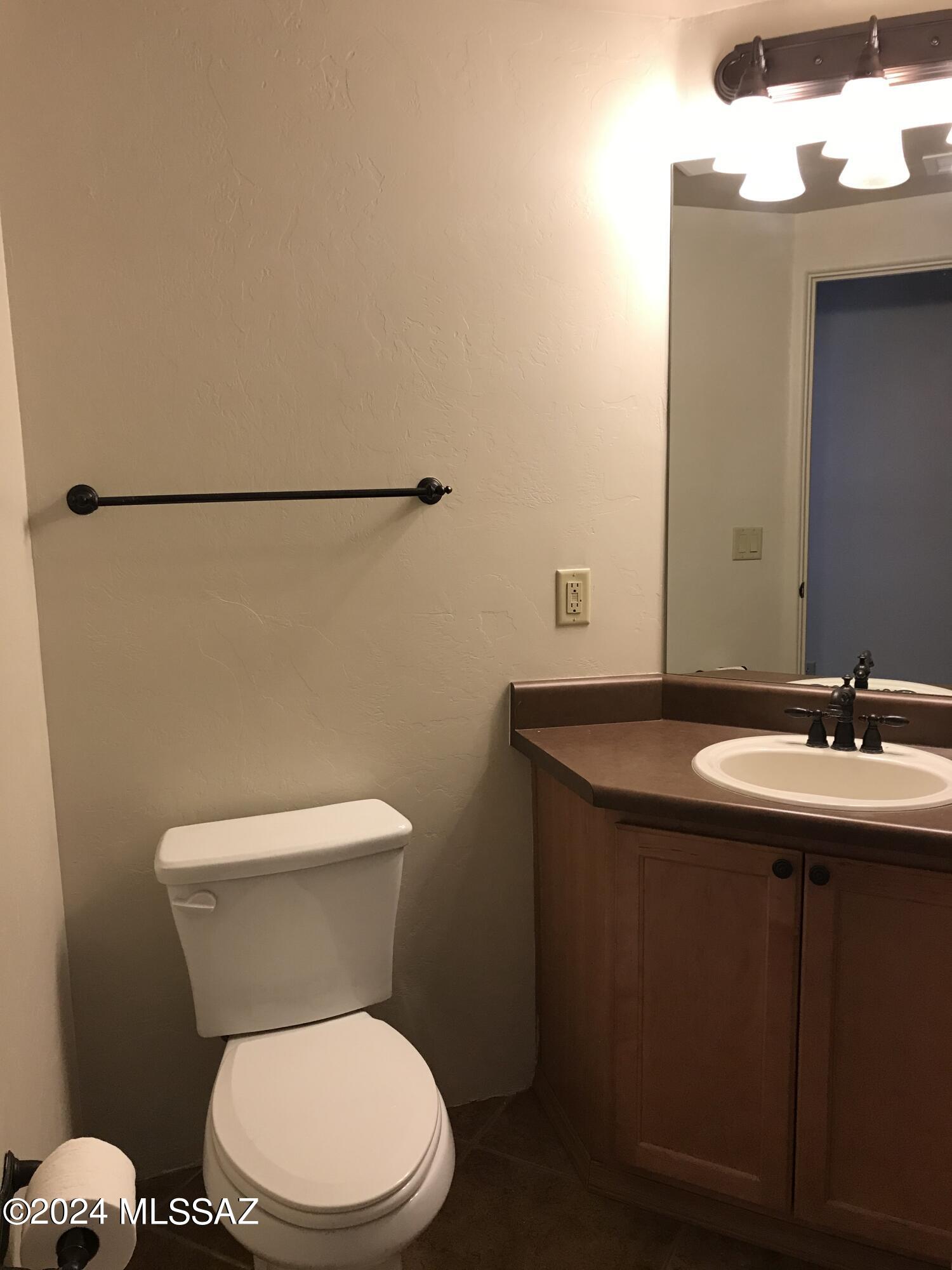 Olsen Condominiums Units 1-18 - Residential Lease