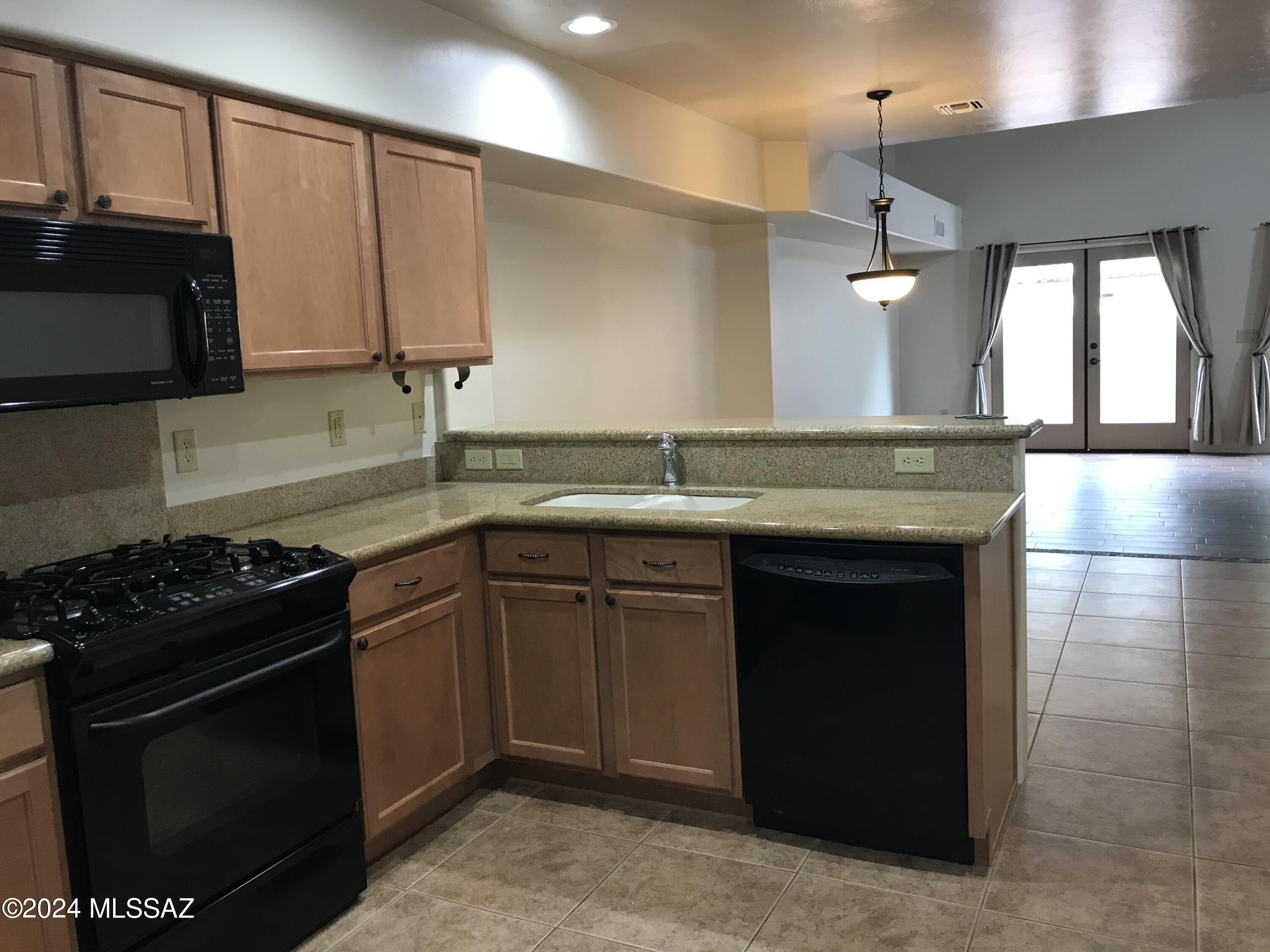 Olsen Condominiums Units 1-18 - Residential Lease