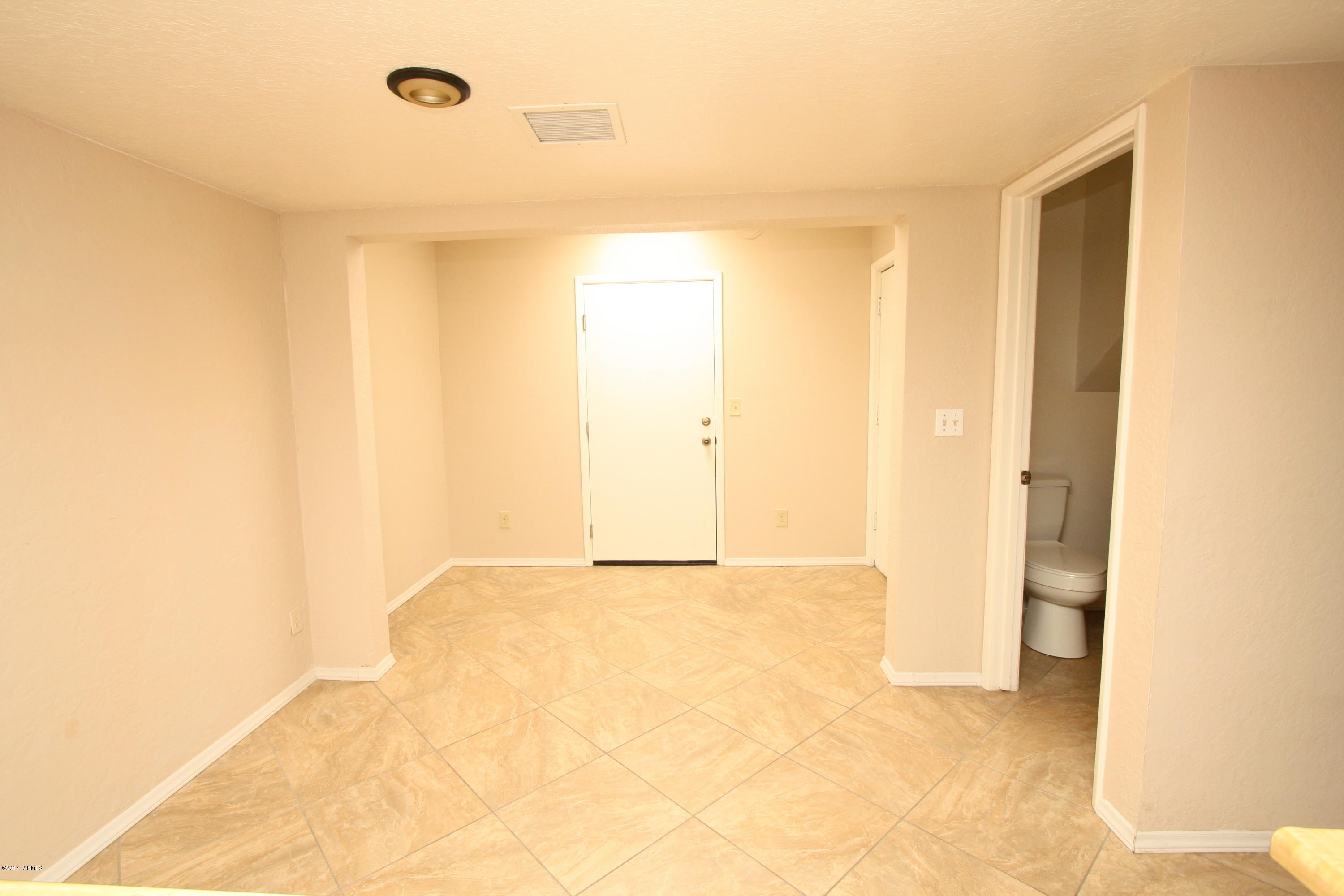 Viewpoint III (1-93) - Residential Lease