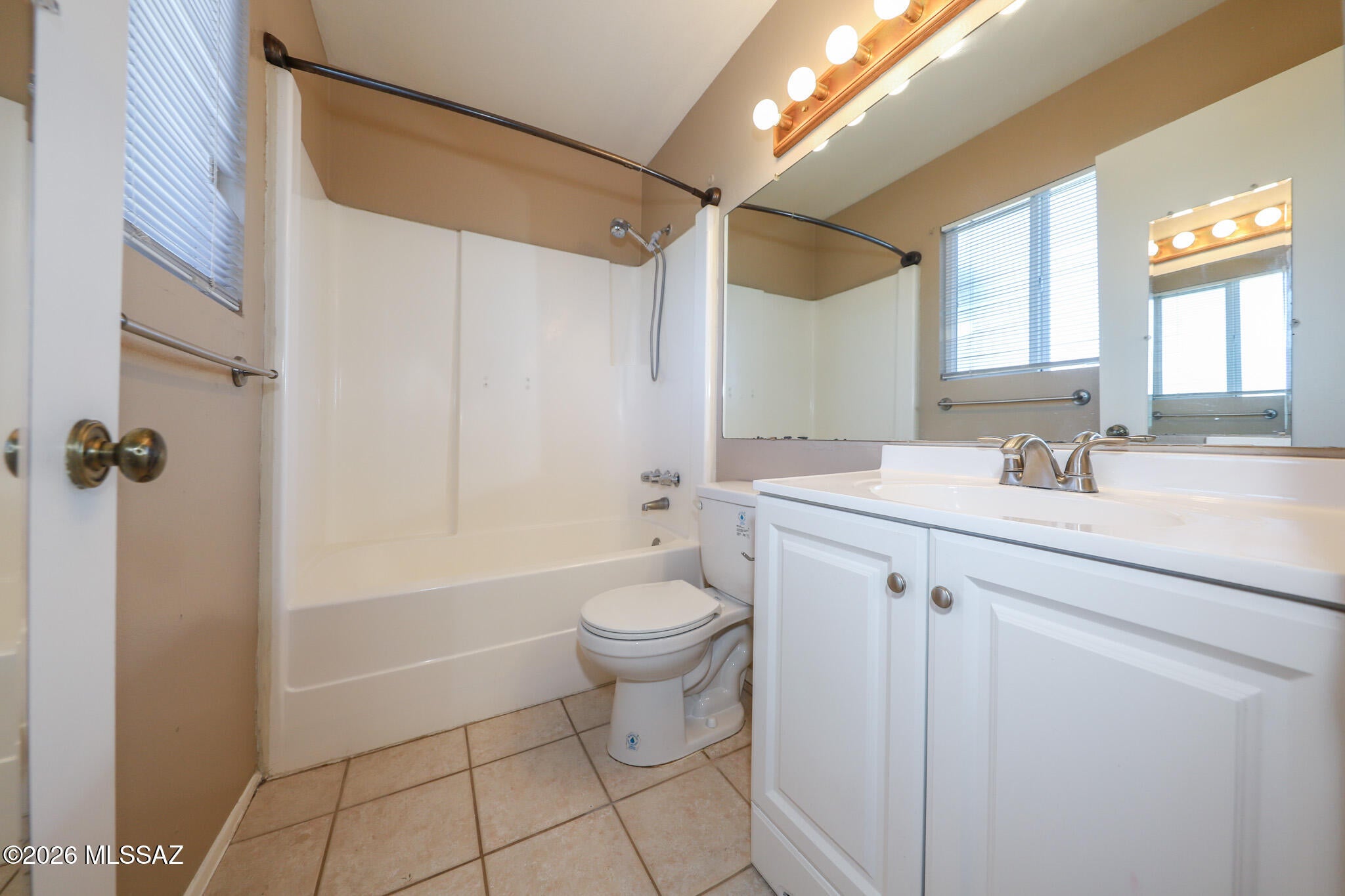 Pace East (1-127) - Residential Lease