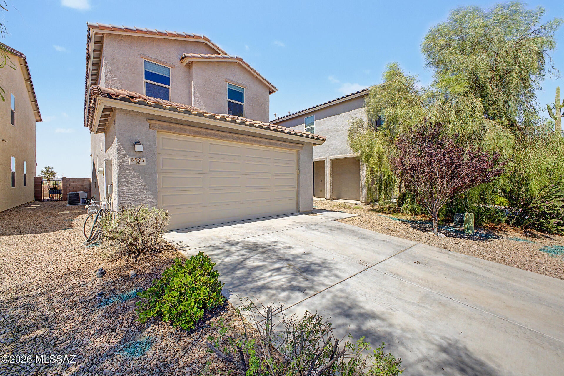 La Cholla Station - Residential