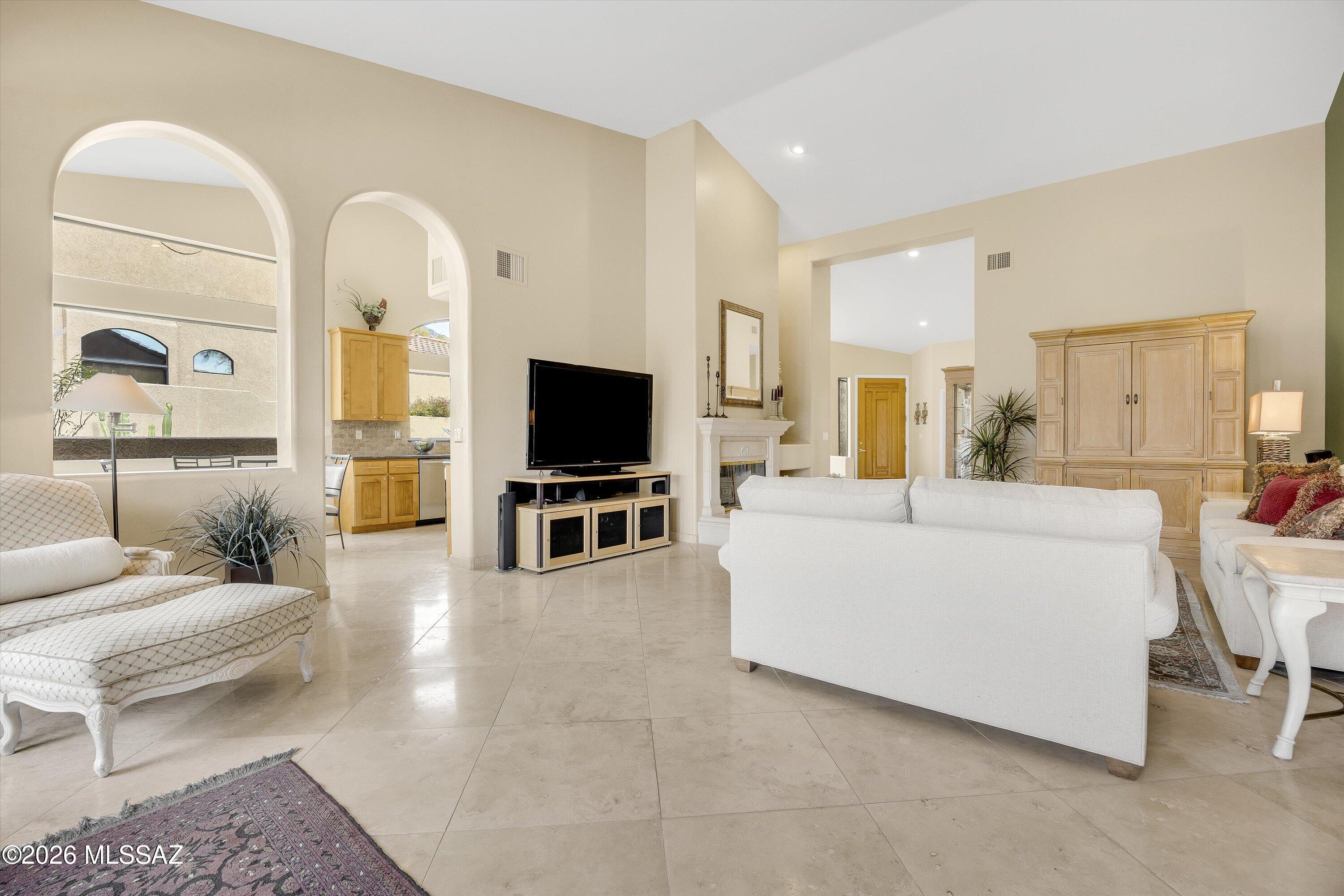 Ventana Canyon Golf Villas - Residential