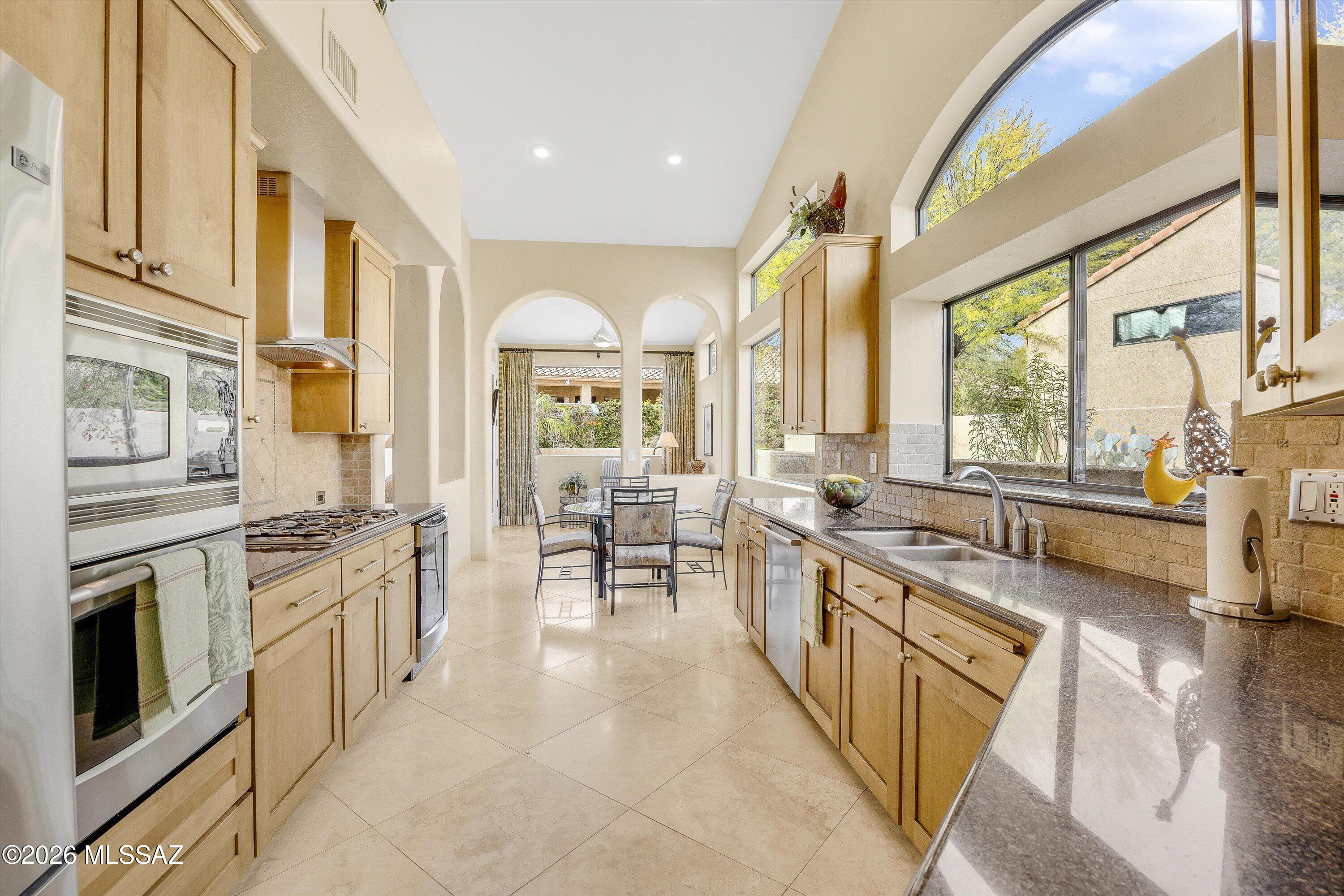 Ventana Canyon Golf Villas - Residential