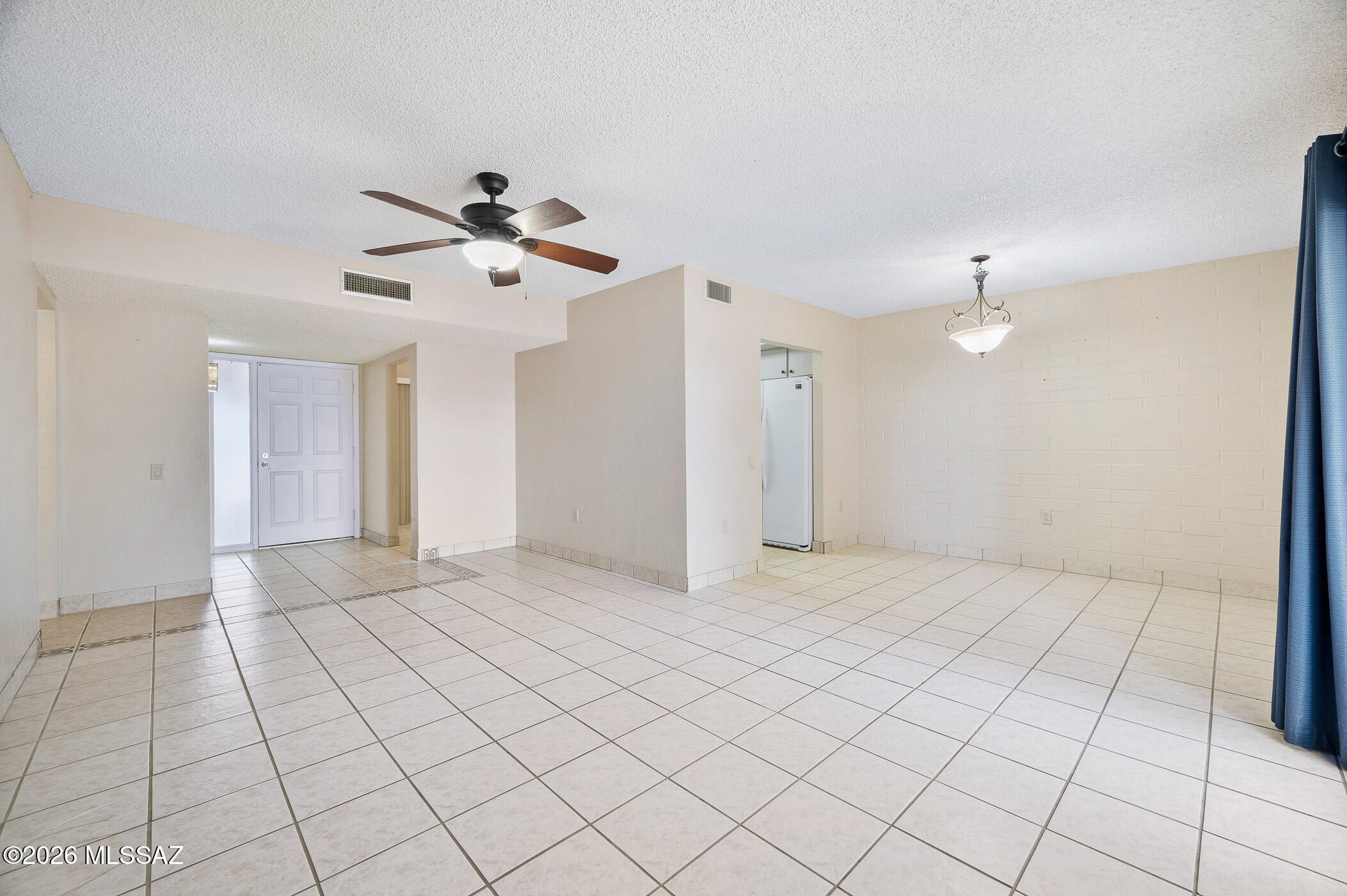 Green Valley Desert Meadows Townhouses (82-197) - Residential