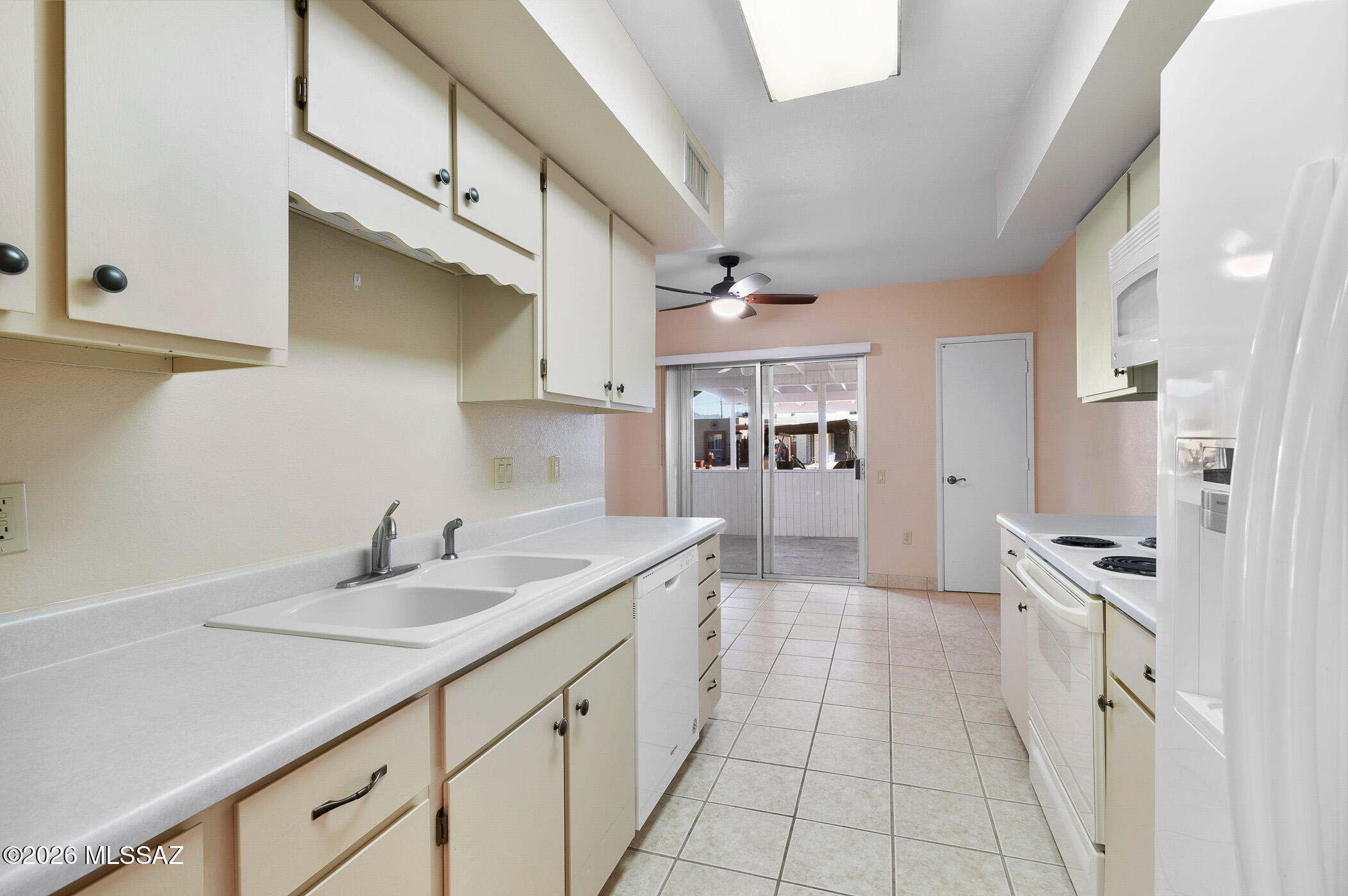 Green Valley Desert Meadows Townhouses (82-197) - Residential