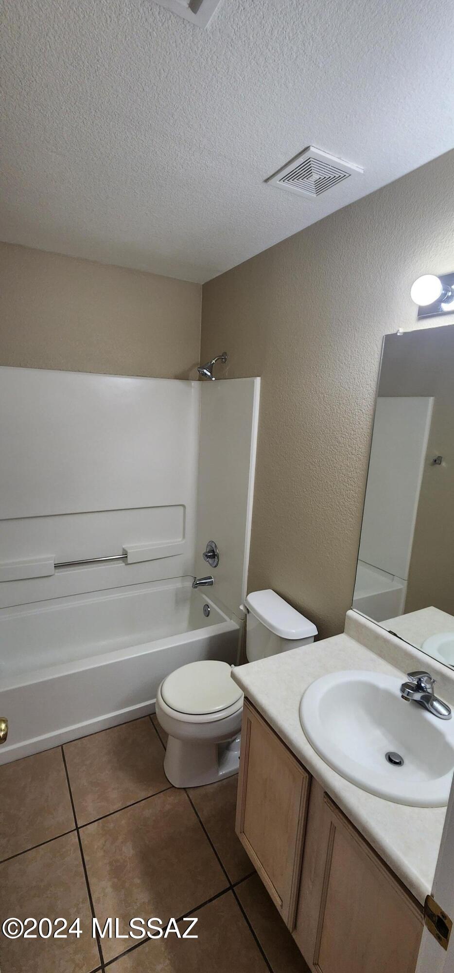 Oakview at Midvale Park (75-242) - Residential Lease