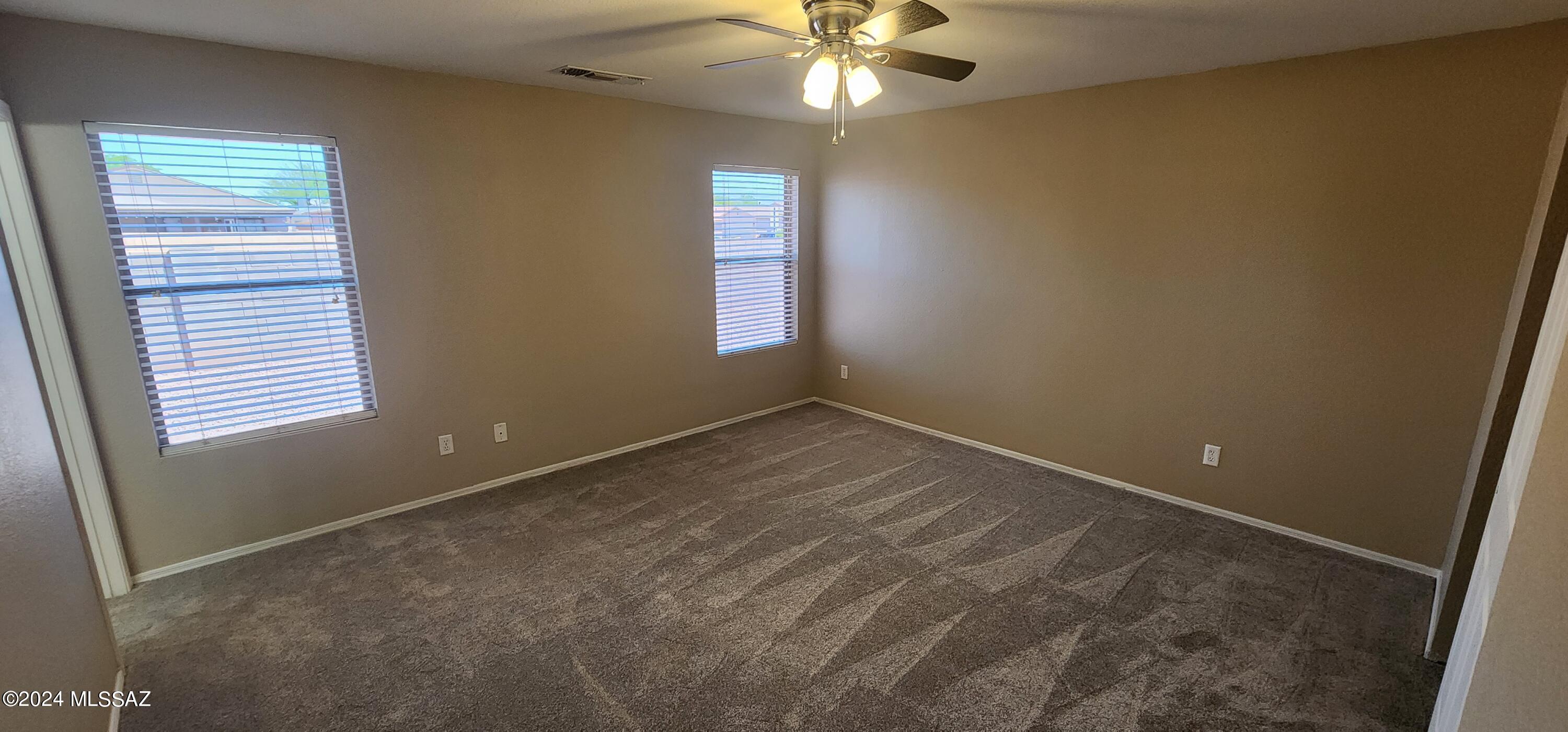 Oakview at Midvale Park (75-242) - Residential Lease