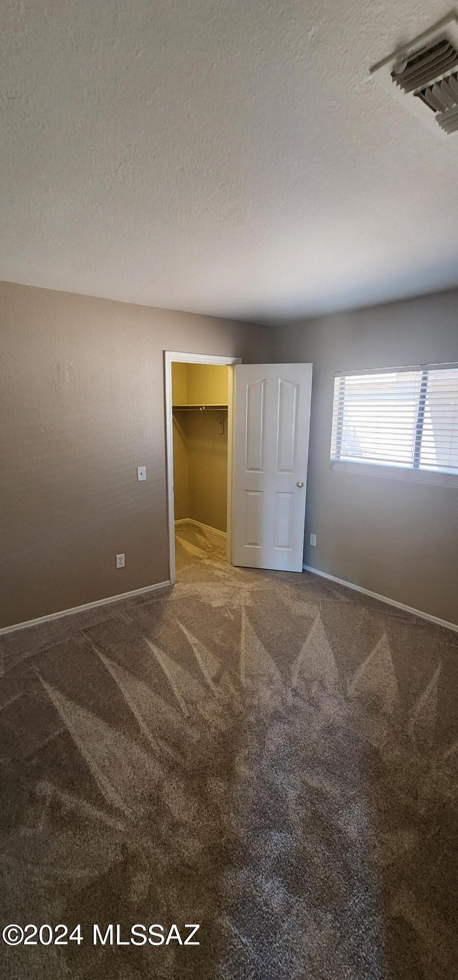 Oakview at Midvale Park (75-242) - Residential Lease