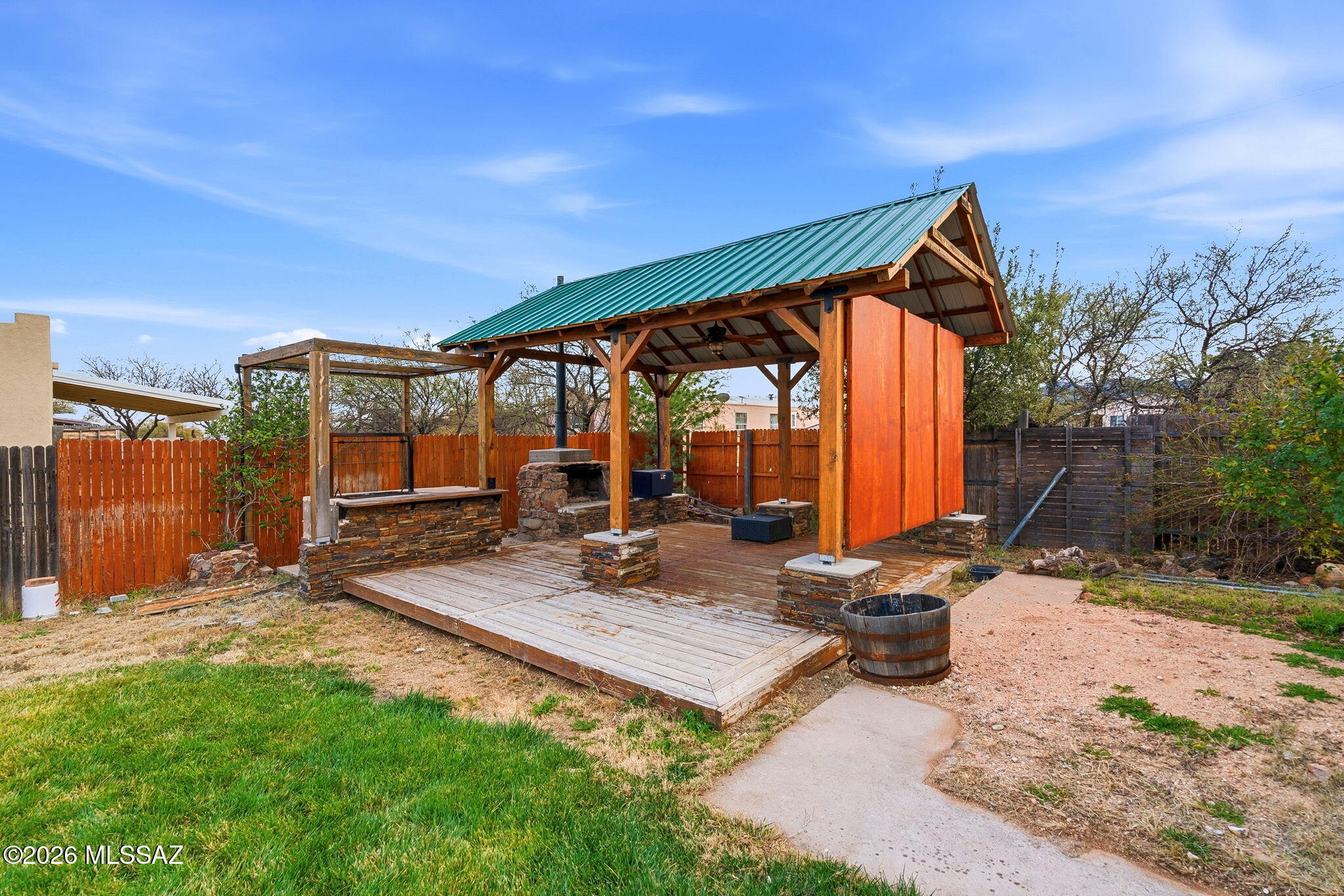 Mescal Lakes - Residential