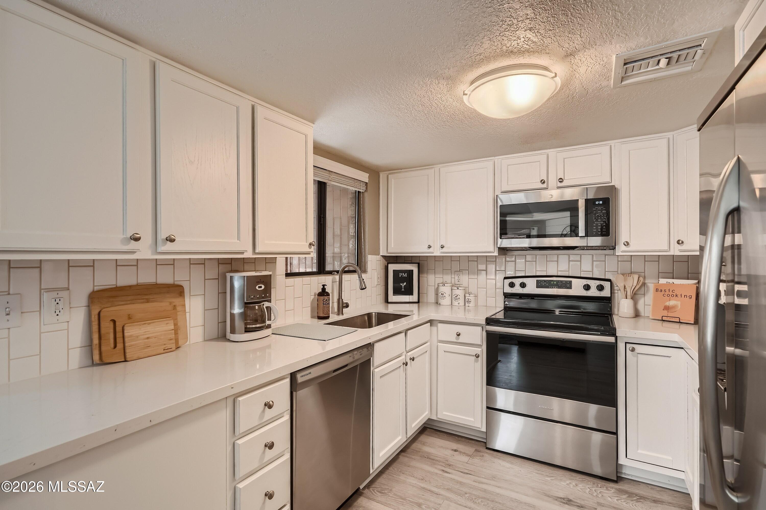 Ventana Vista Condominiums - Residential