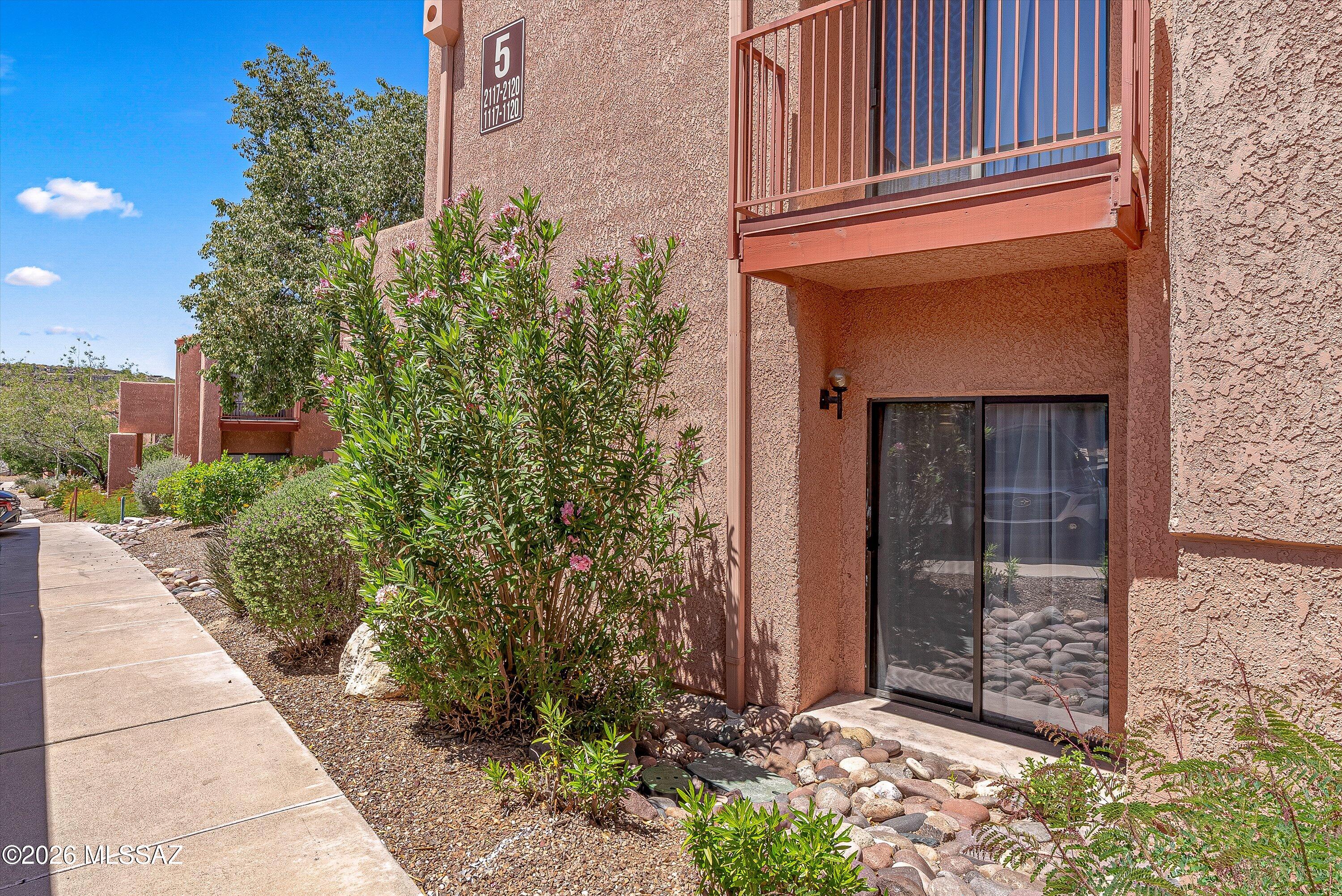 Ventana Vista Condominiums - Residential