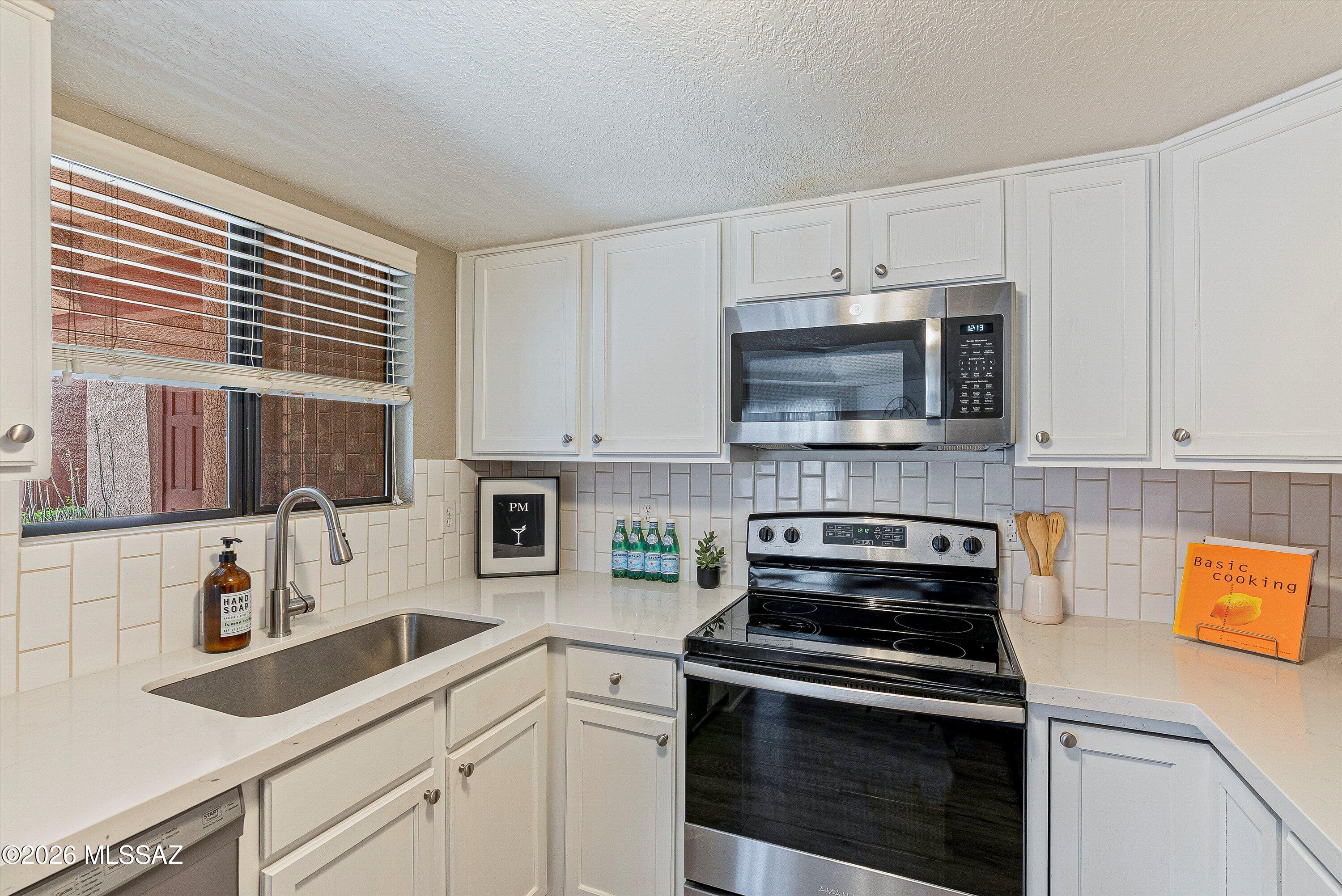 Ventana Vista Condominiums - Residential
