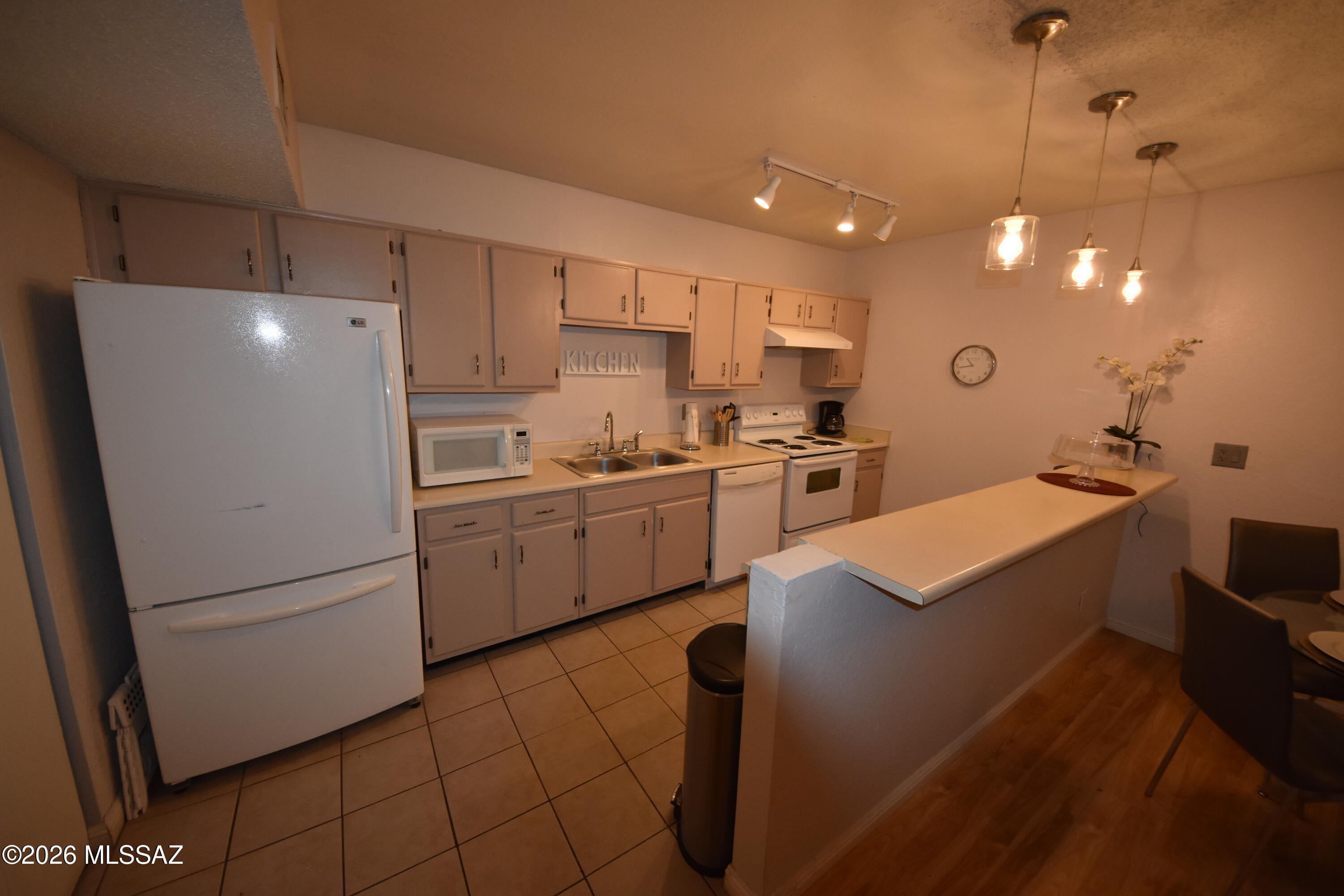 Rincon Village - Residential Lease