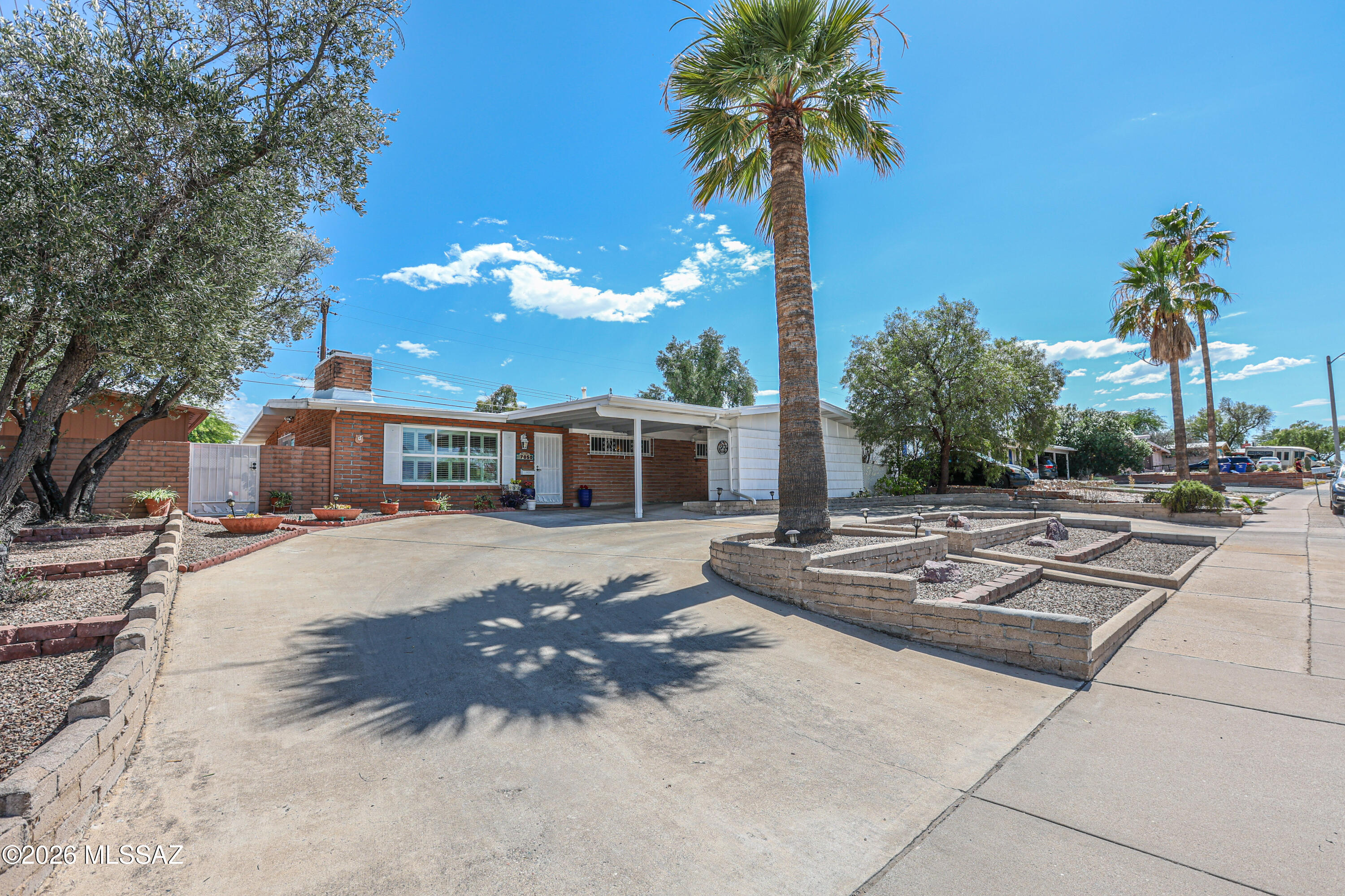 Kingston Knolls Terrace - Residential
