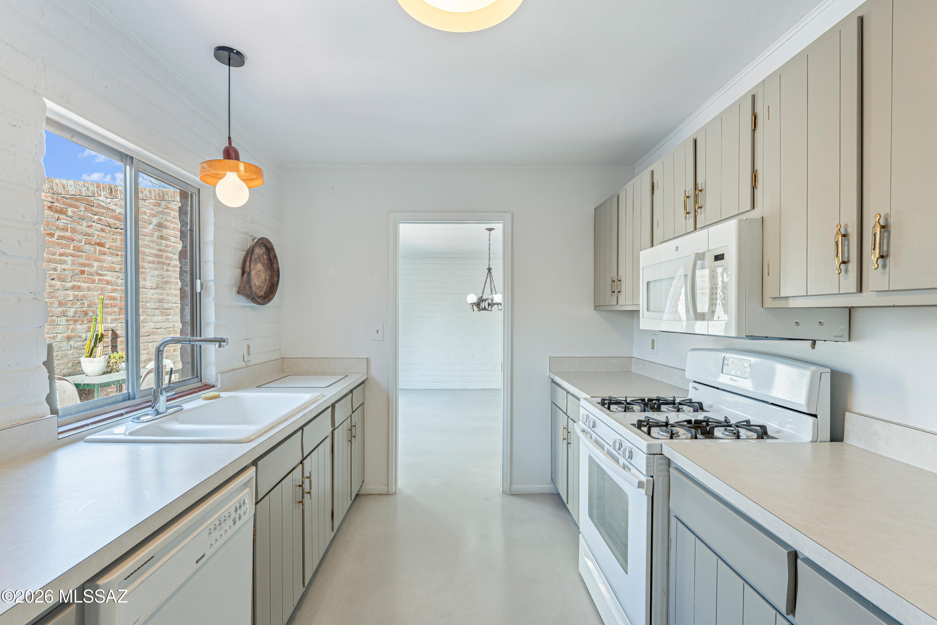 Las Lomitas (1) - Residential