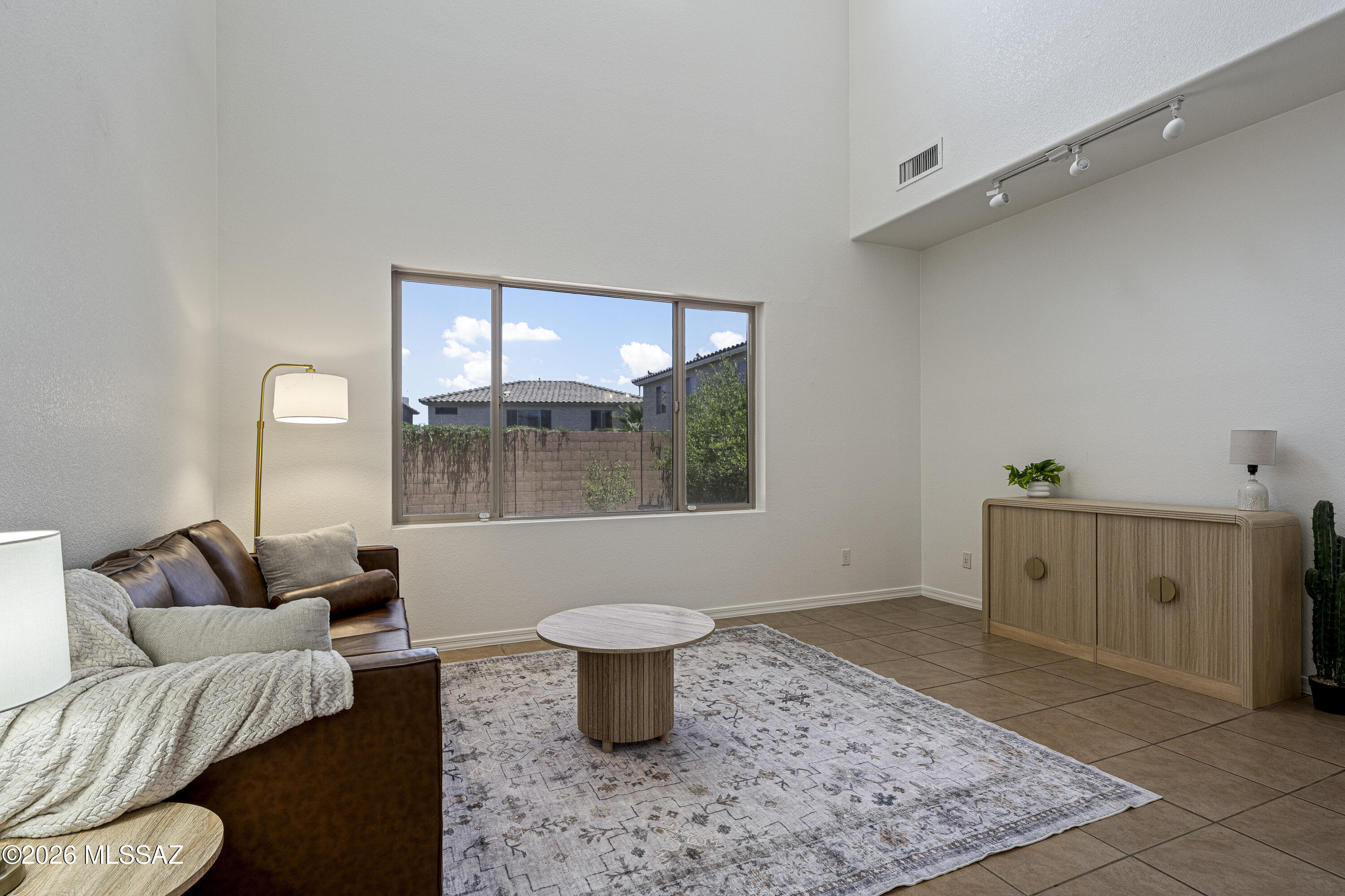 Presidio De Cancion (1-200) - Residential