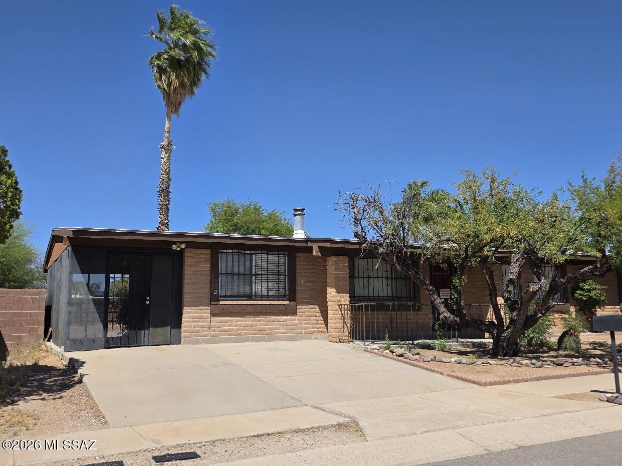 Conveniently located 3-bedroom, 2-bath home featuring a spacious backyard and a private pool! Pool service is included, and pets are welcome upon approval.  Krasnick Realty represents the Landlord only for the purposes of this listing.