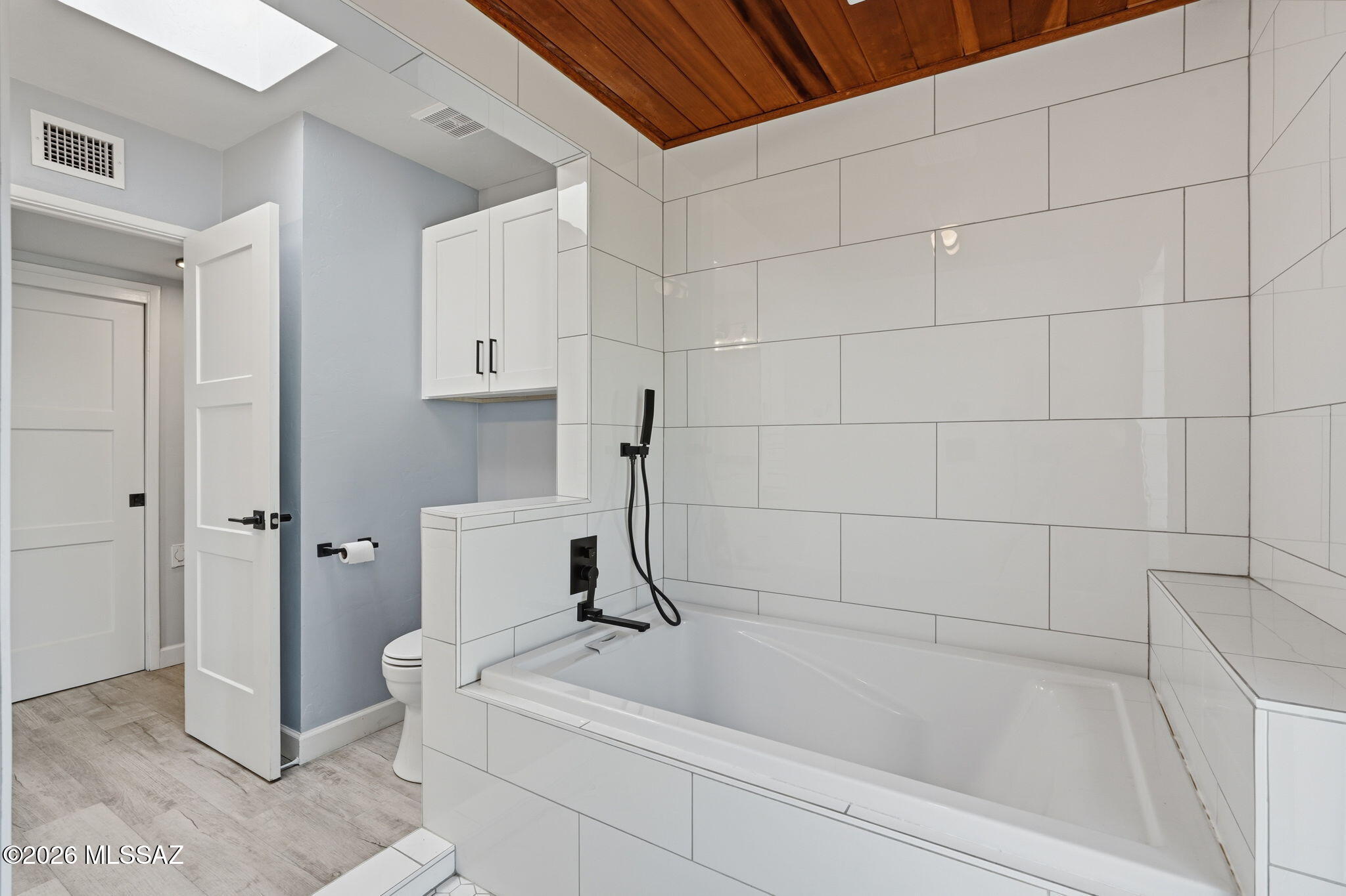 Santa Catalina Estates NO. 4 (1-180) - Residential