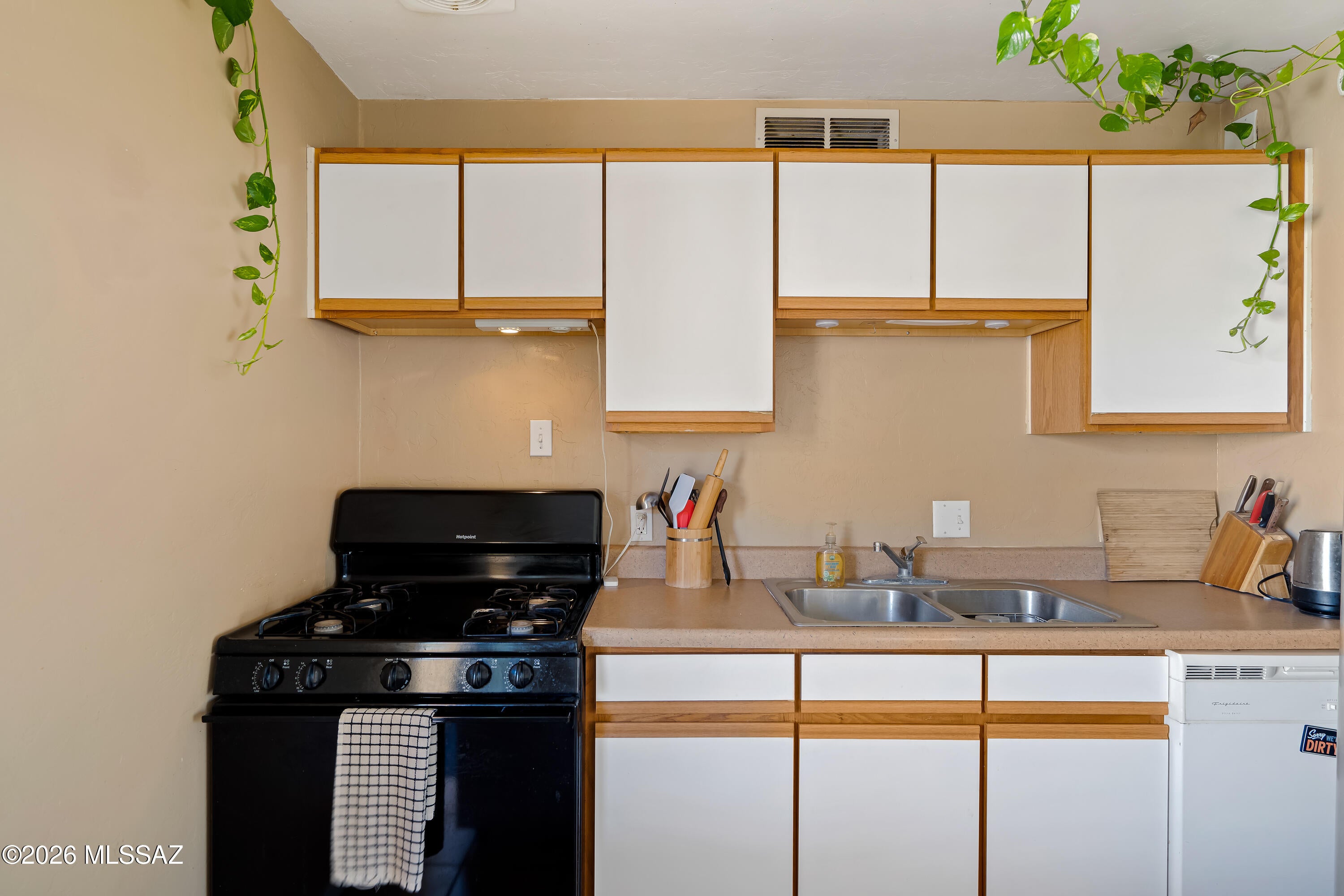 Sunset Foothills Condos (1-201) - Residential