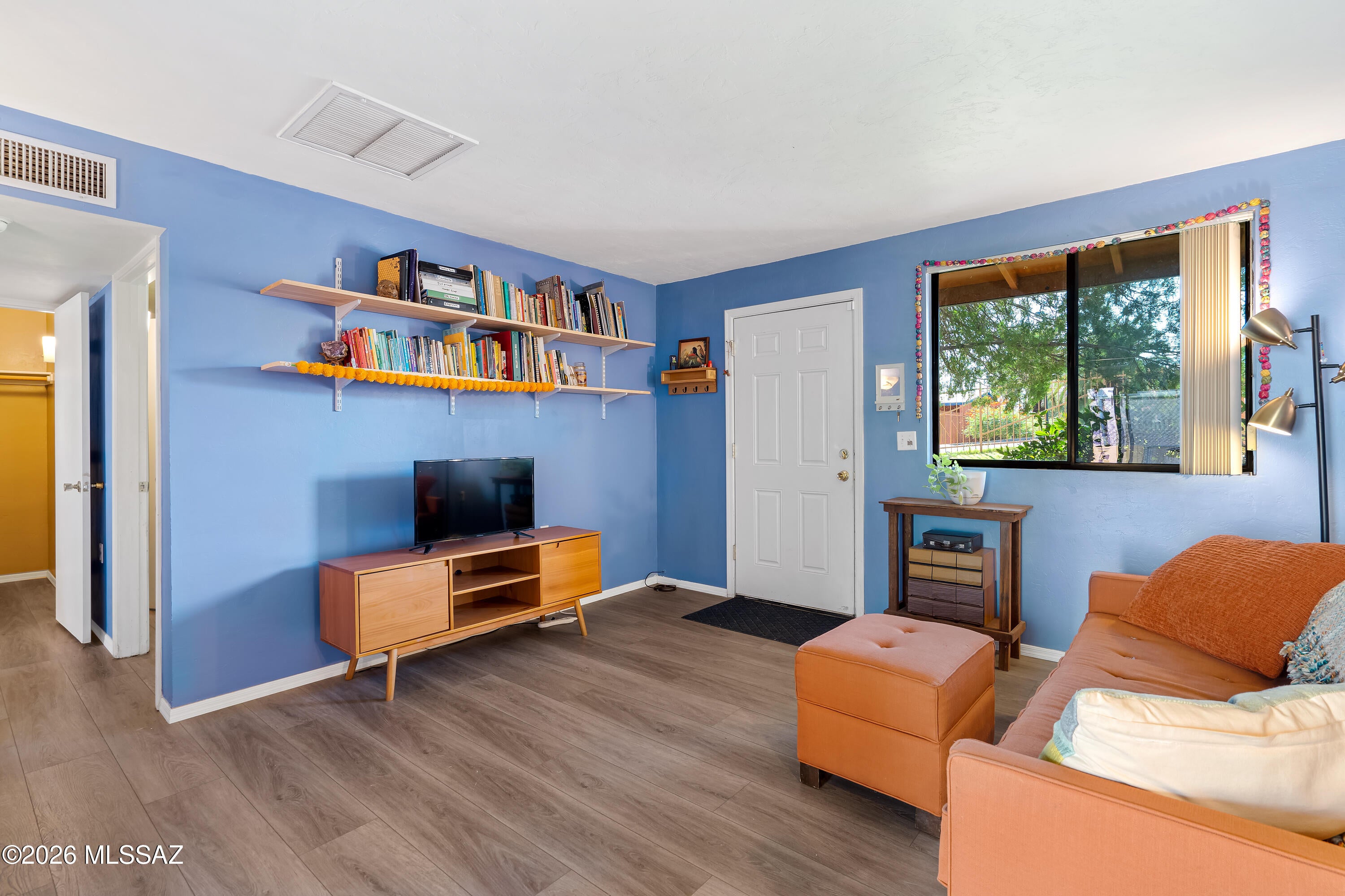 Warm, simple, clean, and well-maintained, this functional home puts you within walking distance of Tucson's oldest historic neighborhood, El Presidio. Located just 0.3 miles from Tumamoc Hill and the historic Desert Laboratory, one of the most significant cultural sites in the Western United States, living here places you at the center of Southern Arizona's rich heritage and vibrant local culture. Step out your front door and enjoy effortless access to Downtown Tucson, St. Mary's Hospital, Sentinel Peak (''A'' Mountain), and the University of Arizona, located just 2.5 miles away and easily accessible via the Sun Link Streetcar. You are only minutes from morning coffee and legendary breakfast burritos at Barista Del Barrio, as well as the bustling Mercado San Agustín and MSA Annex, home to neighborhood favorites like Whole Slvce Pizza, Seis Kitchen, and Kukai, famous for its exceptional ramen and vegan offerings. Whether you are a college student looking for an easy commute to campus or a buyer seeking a perfectly positioned condo to make entirely your own, this home offers unbeatable convenience and timeless Tucson charm. Welcome home!