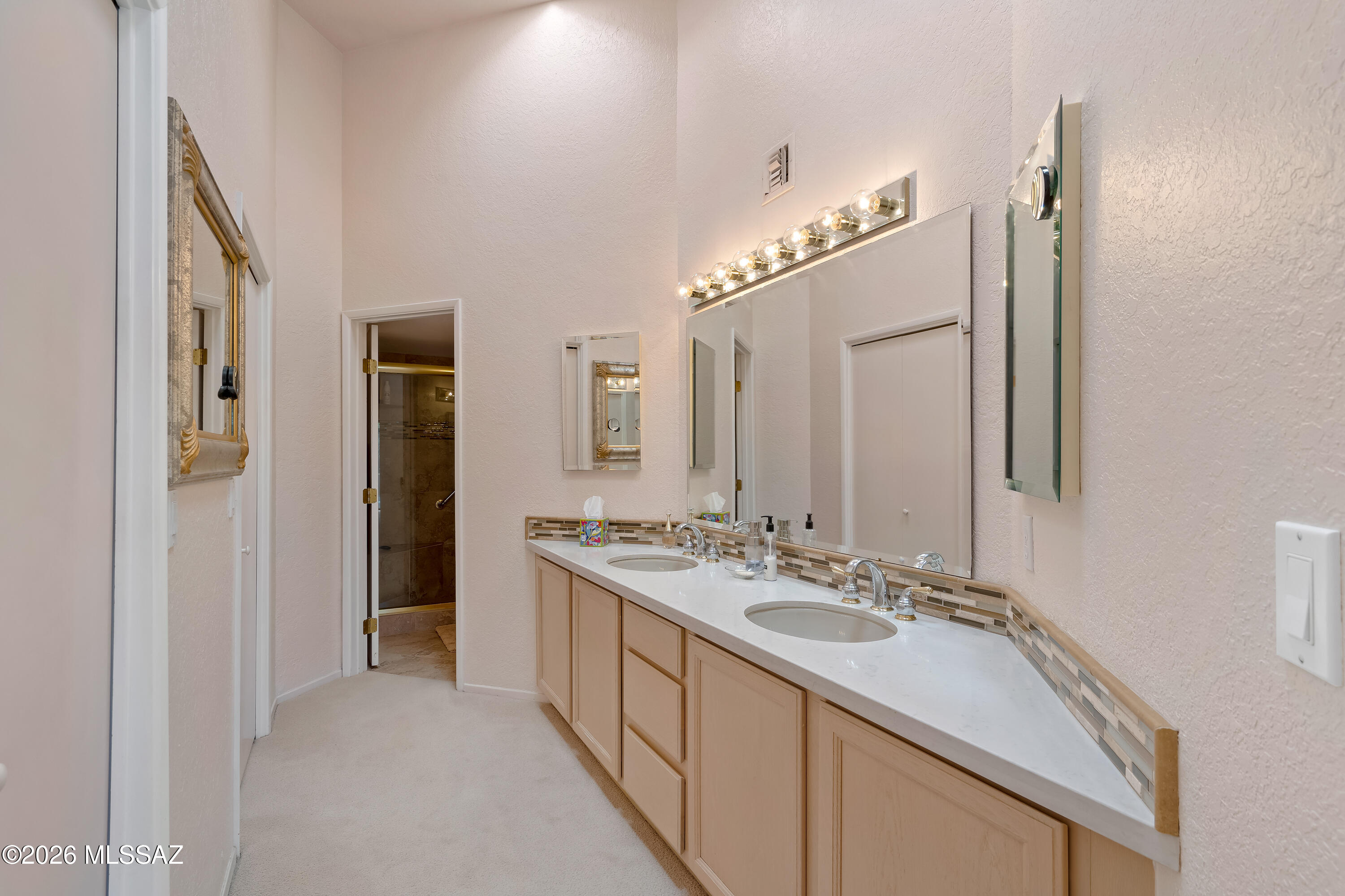 Tucson National Townhomes West(1-80) - Residential