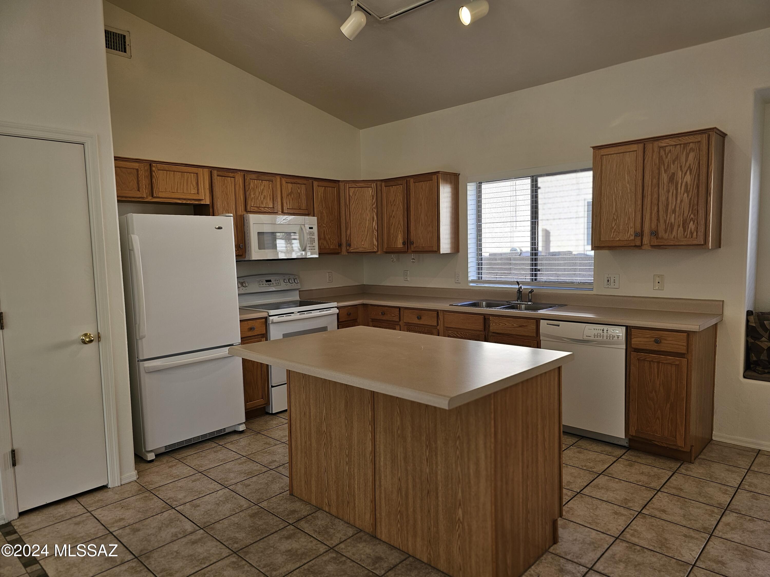 Continental Ranch (1-148) - Residential Lease