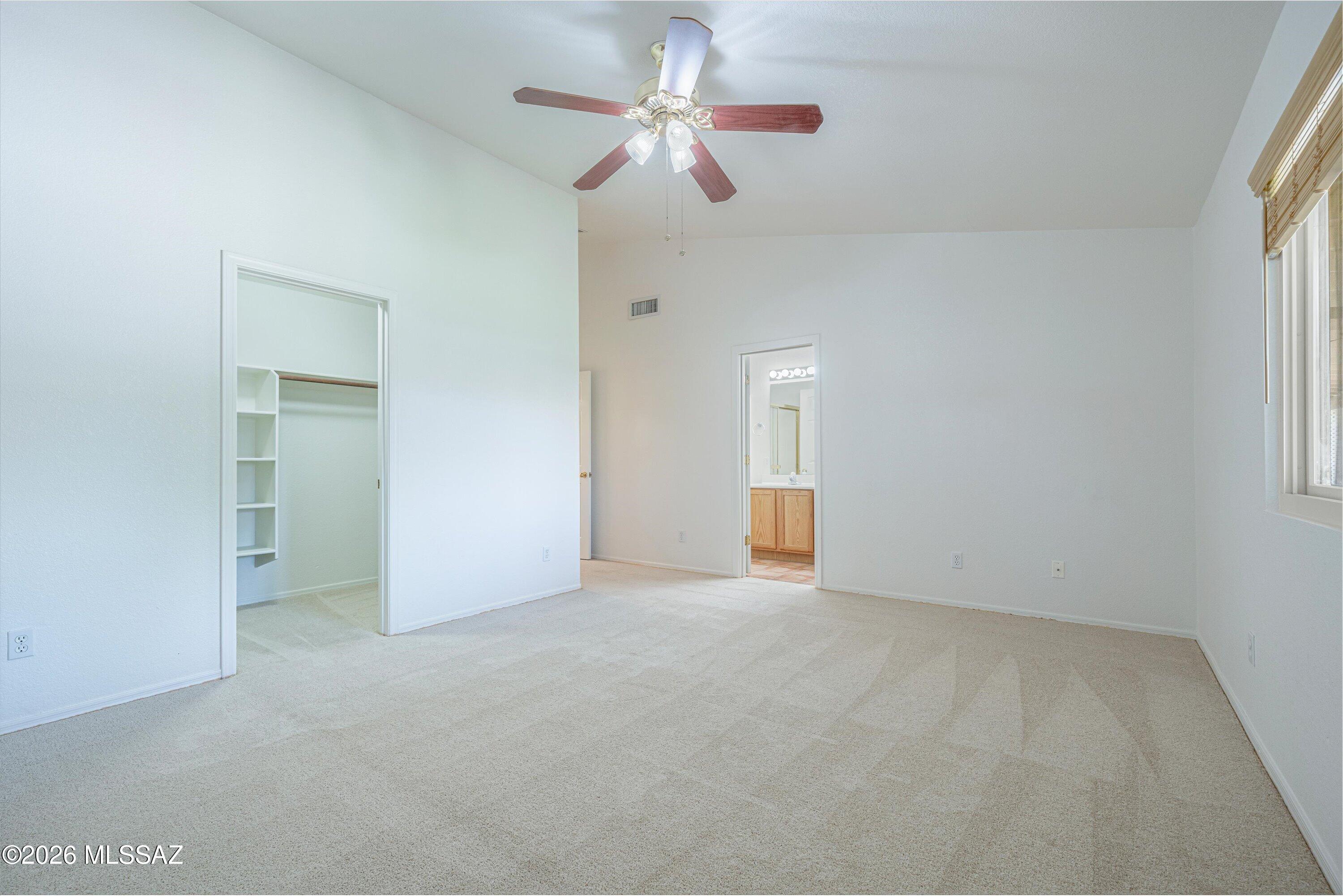 Hacienda Del Oro (1-78) - Residential
