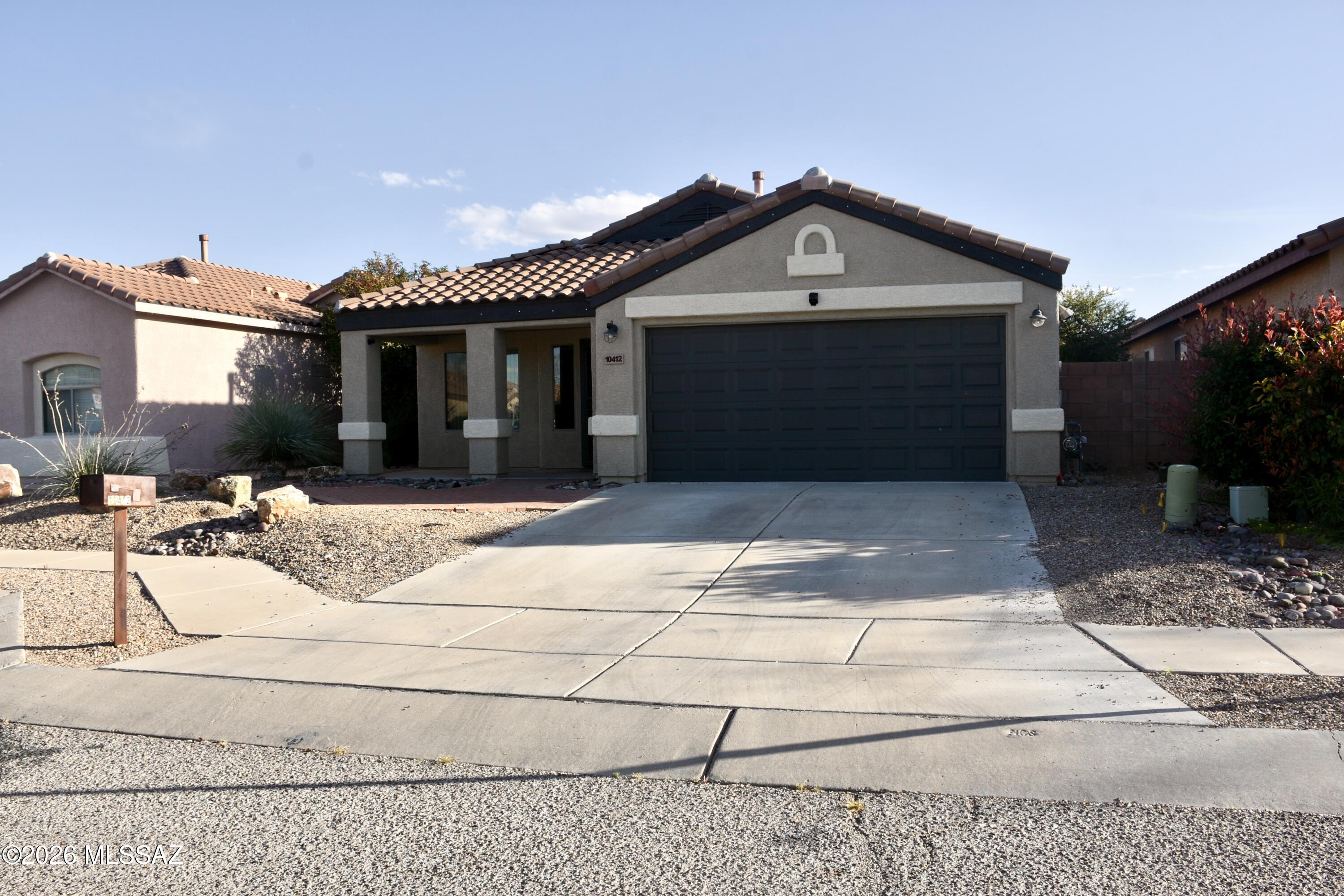 Mesquite Ranch (1-619) - Residential Lease