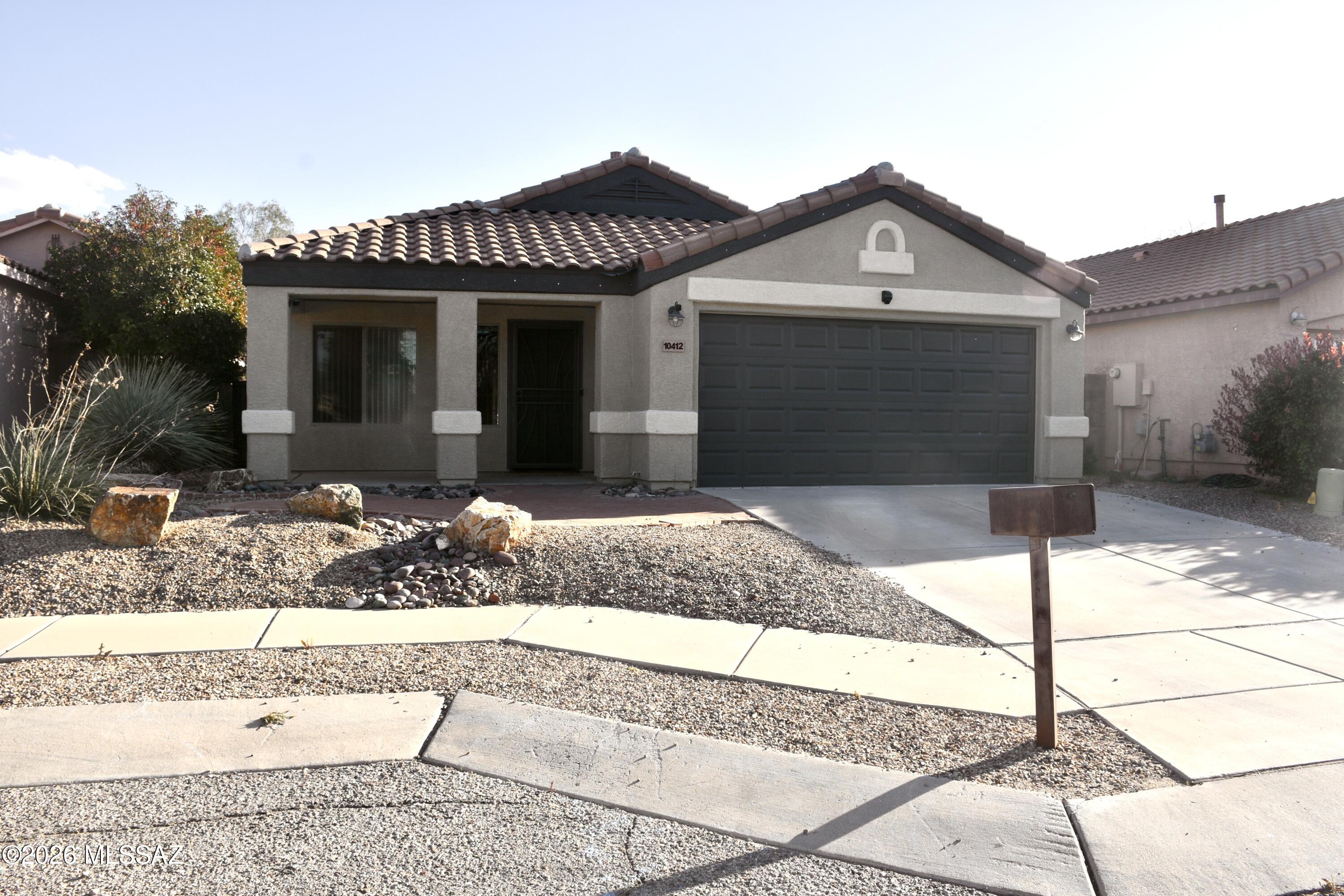 Mesquite Ranch (1-619) - Residential Lease