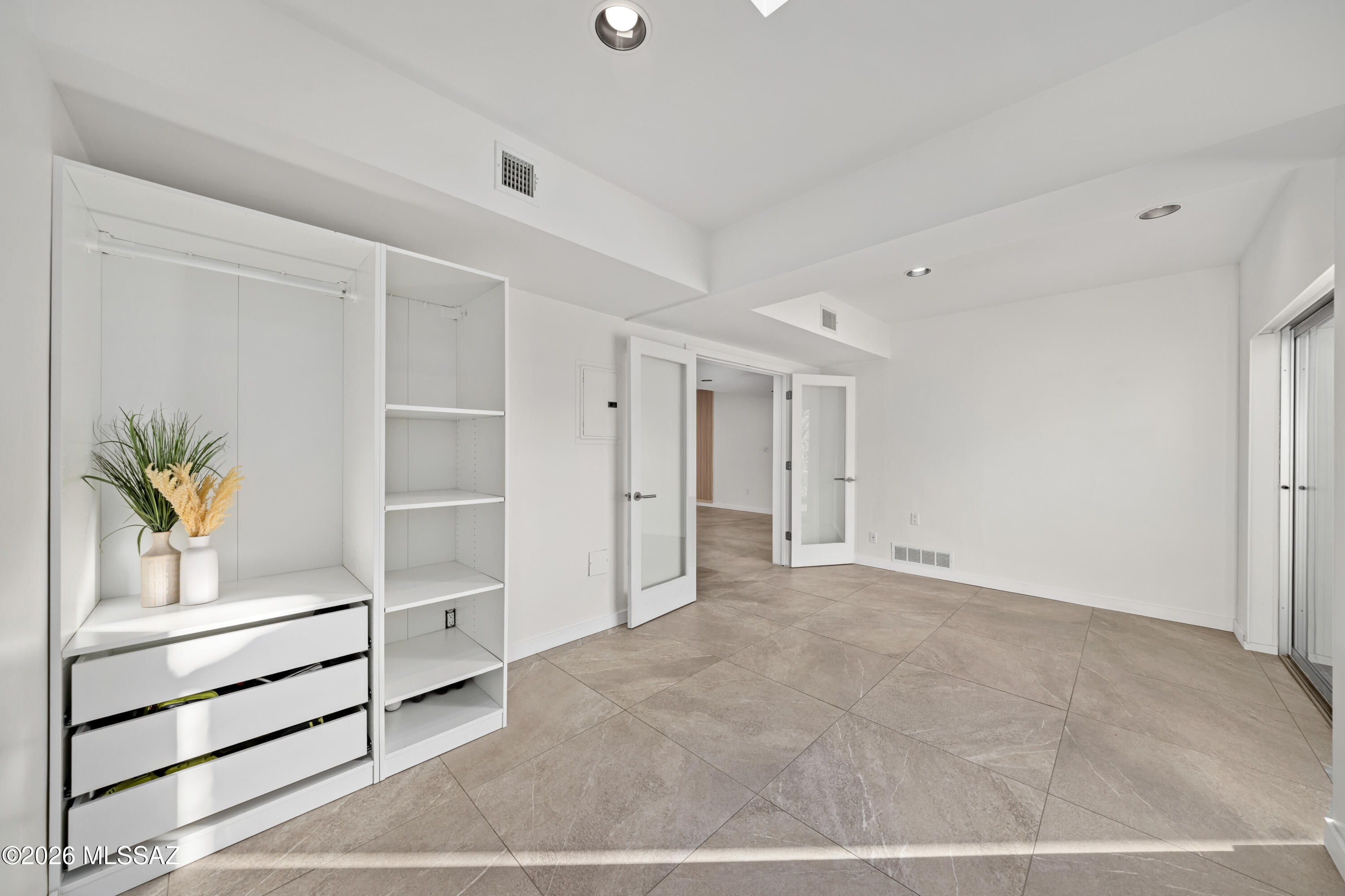 Bel Air Townhouse - Residential