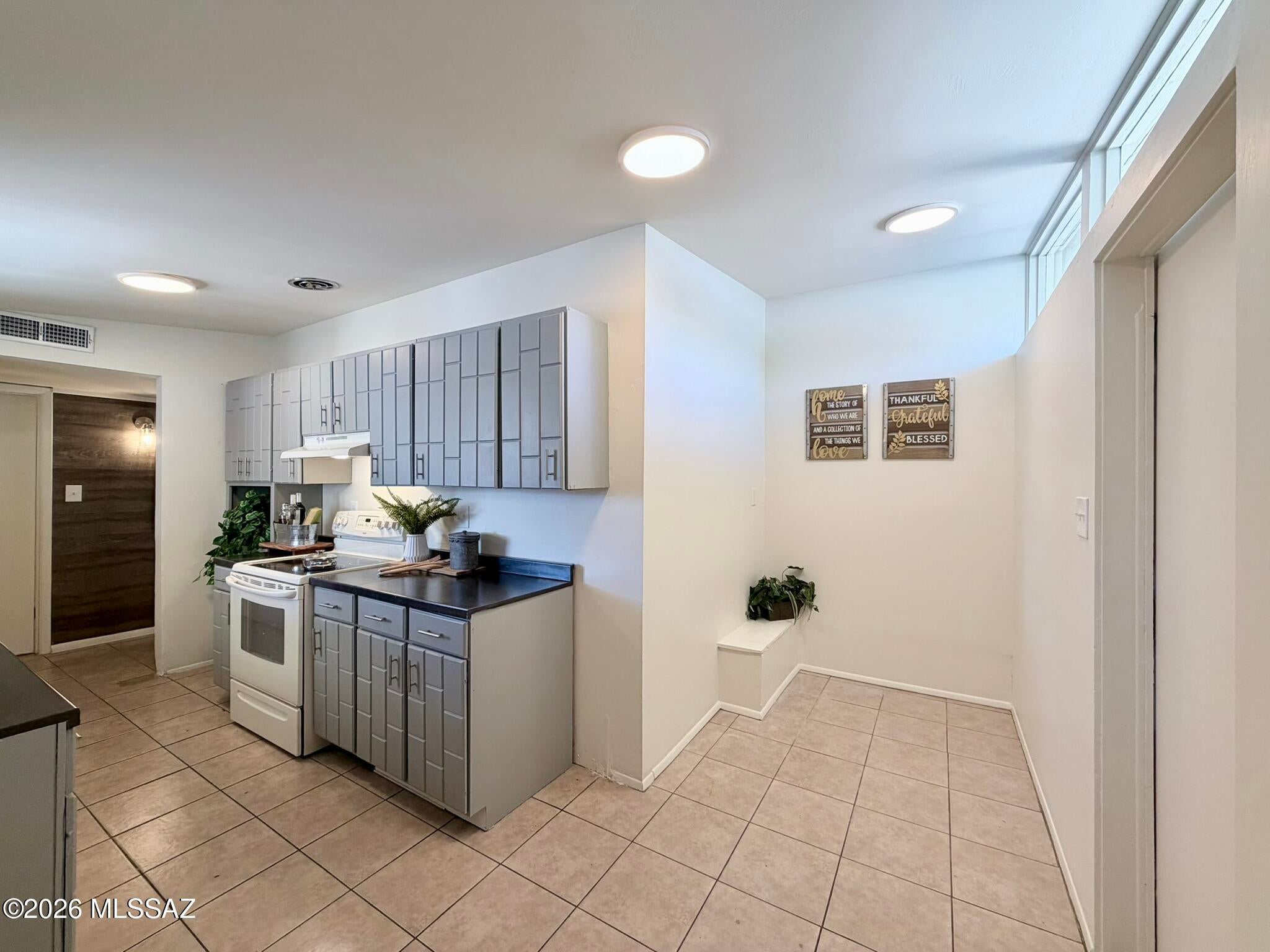 Miramonte Terrace (Blks 3, 10-16) - Residential