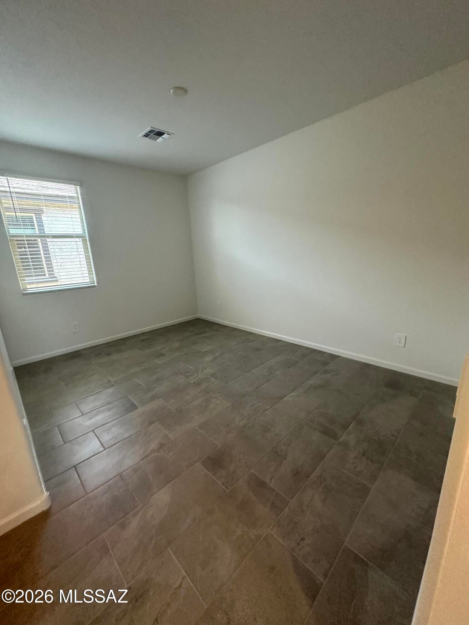 Mandarina Phase 1B Parcel A - Residential Lease