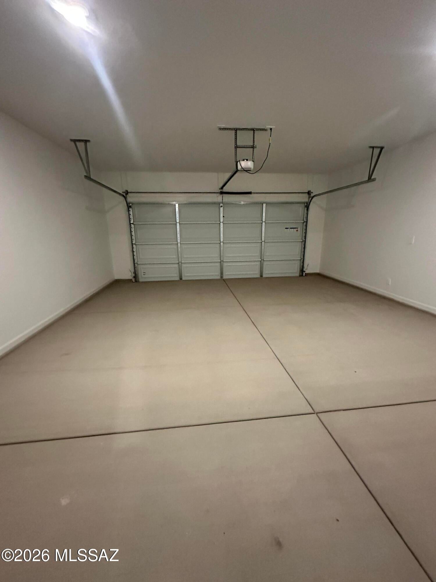 Mandarina Phase 1B Parcel A - Residential Lease