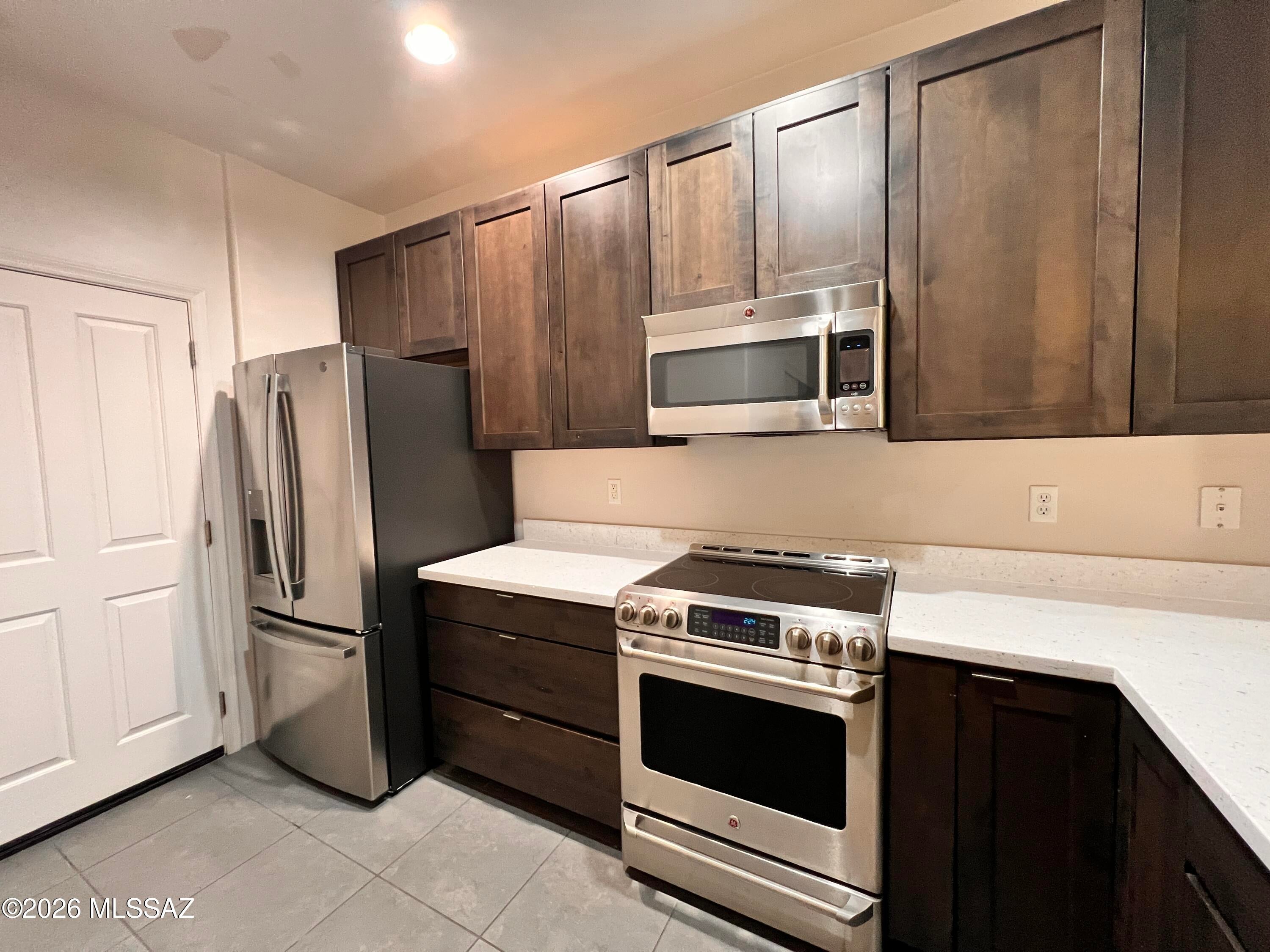 Miramonte at the River (1-163) - Residential Lease