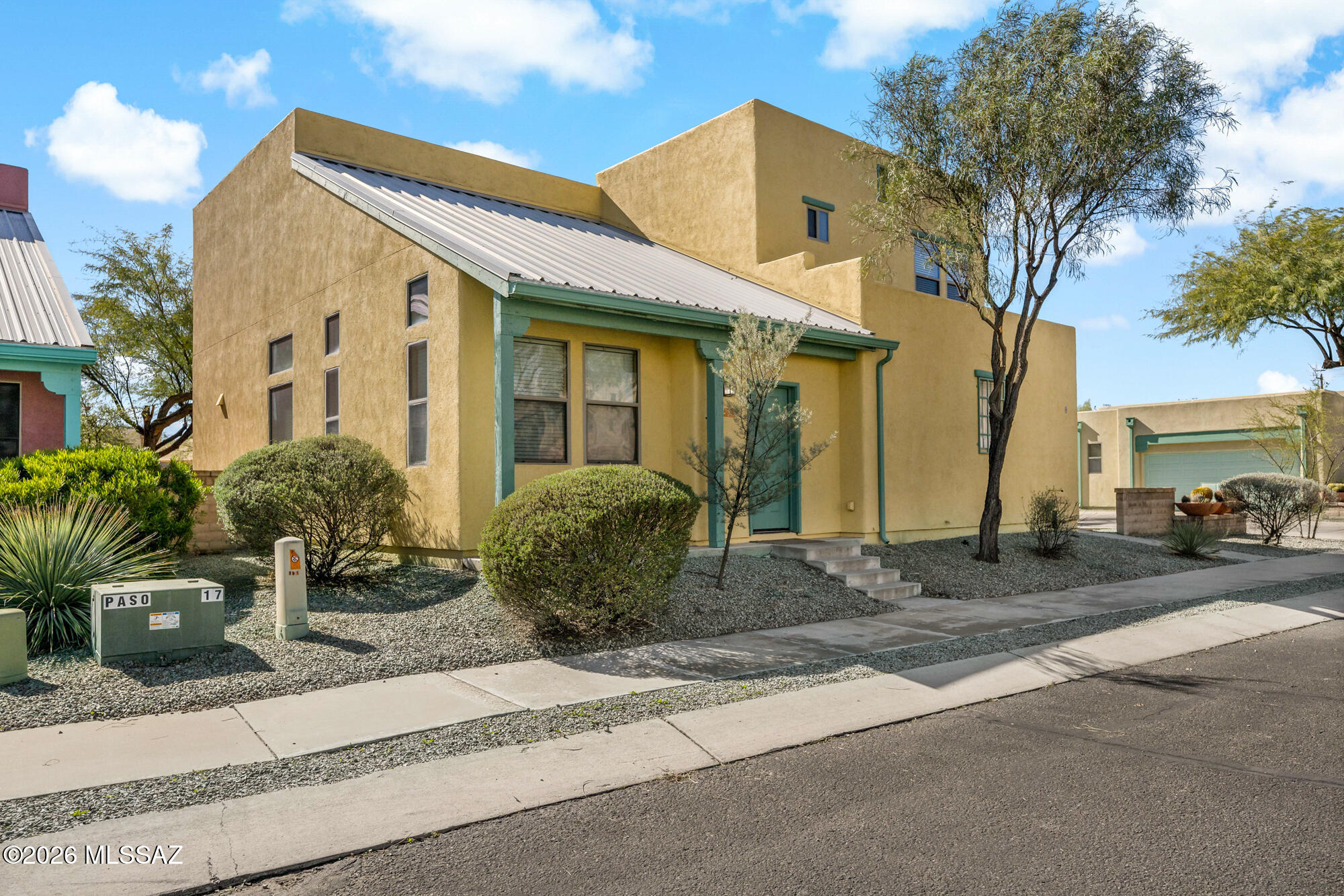 Paseo Estrella (1-104) - Residential Lease
