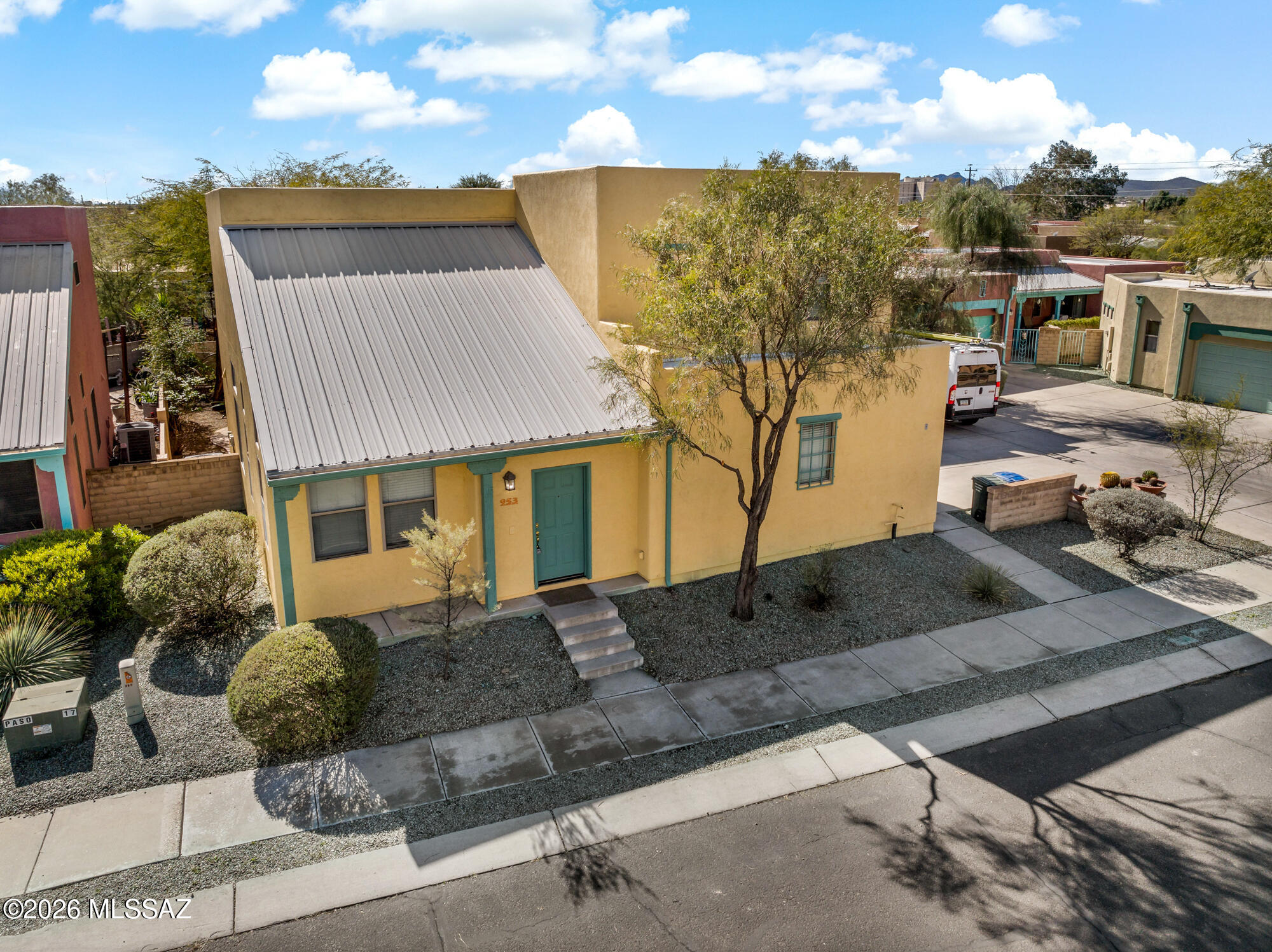 Paseo Estrella (1-104) - Residential Lease