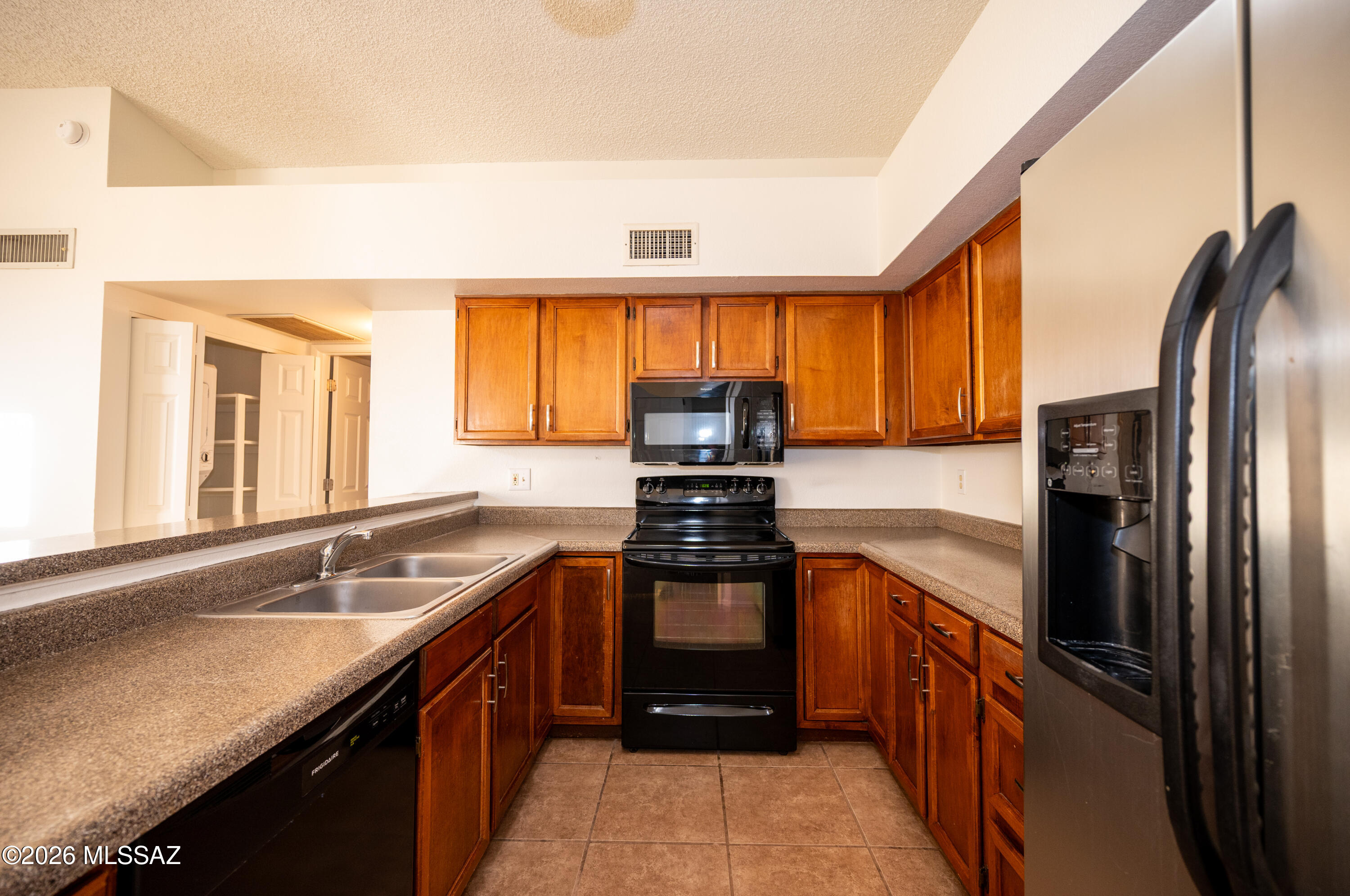 Moondance Patio Homes(1-107) - Residential Lease