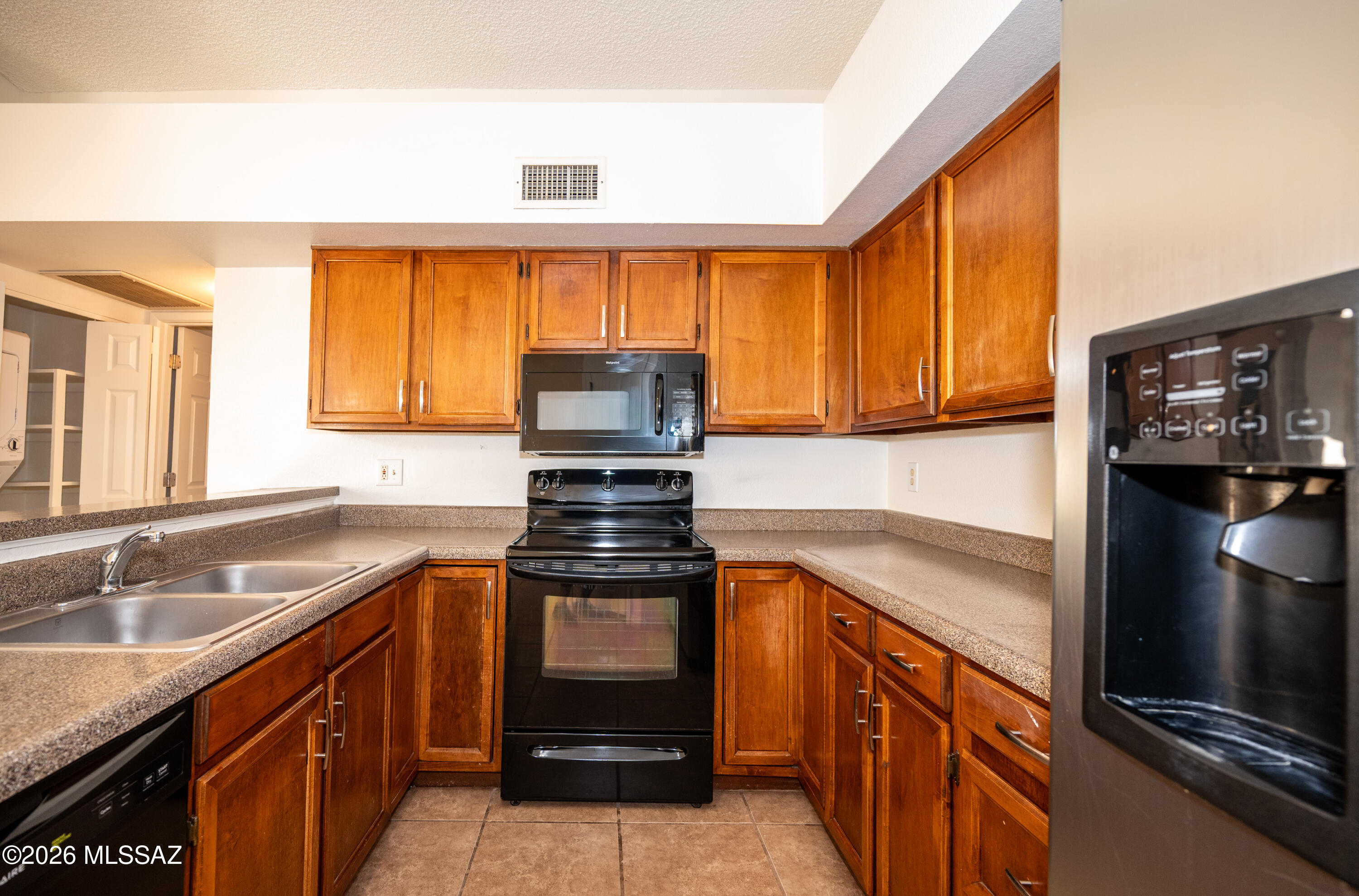 Moondance Patio Homes(1-107) - Residential Lease
