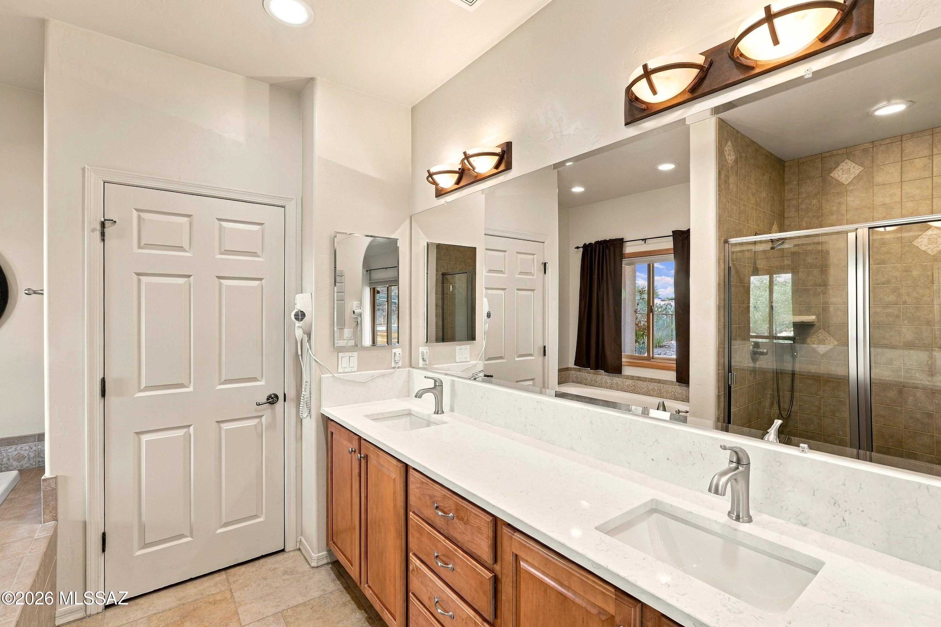 New Tucson Unit NO. 30 - Residential