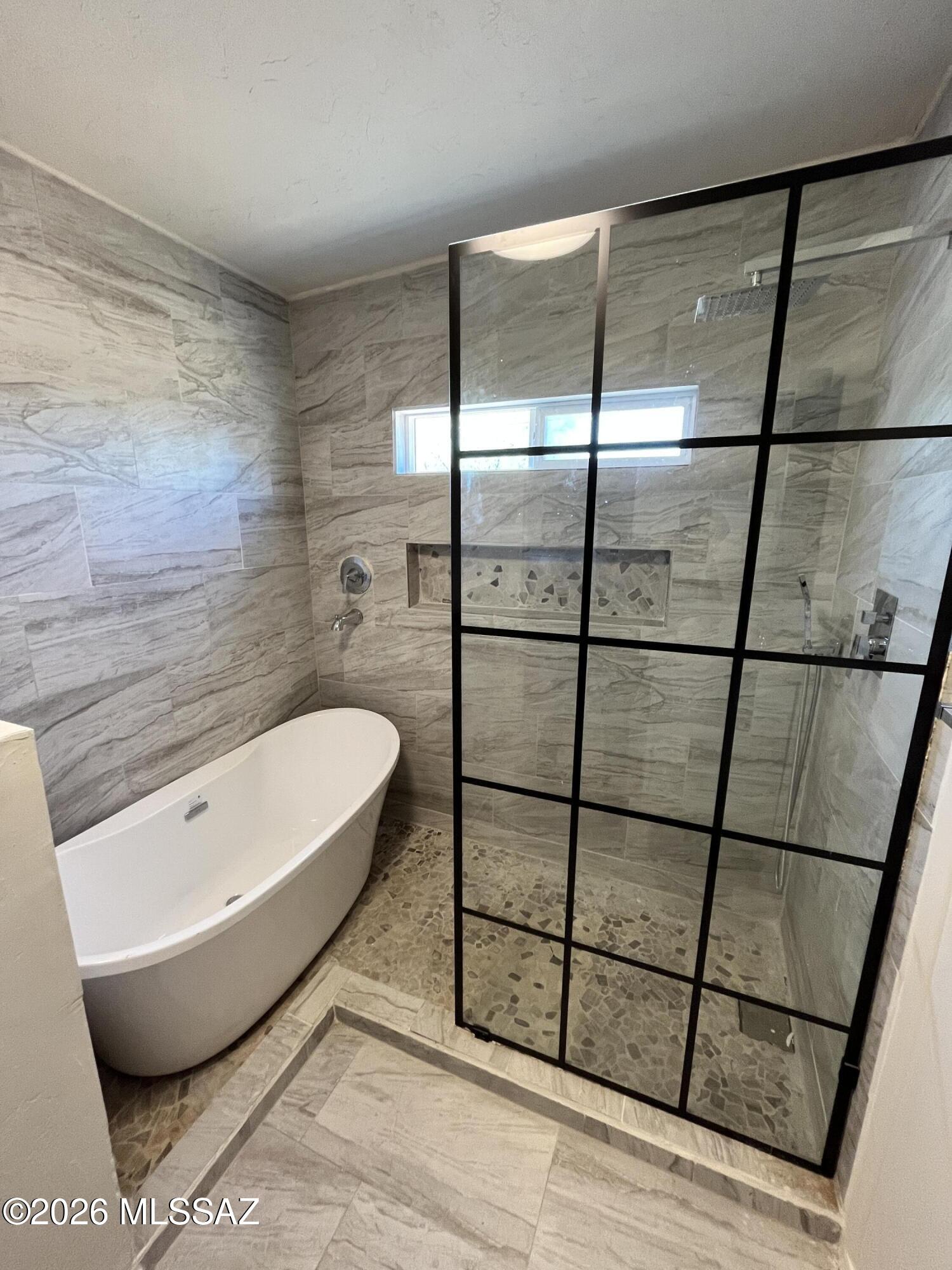 Catalina - Residential Lease