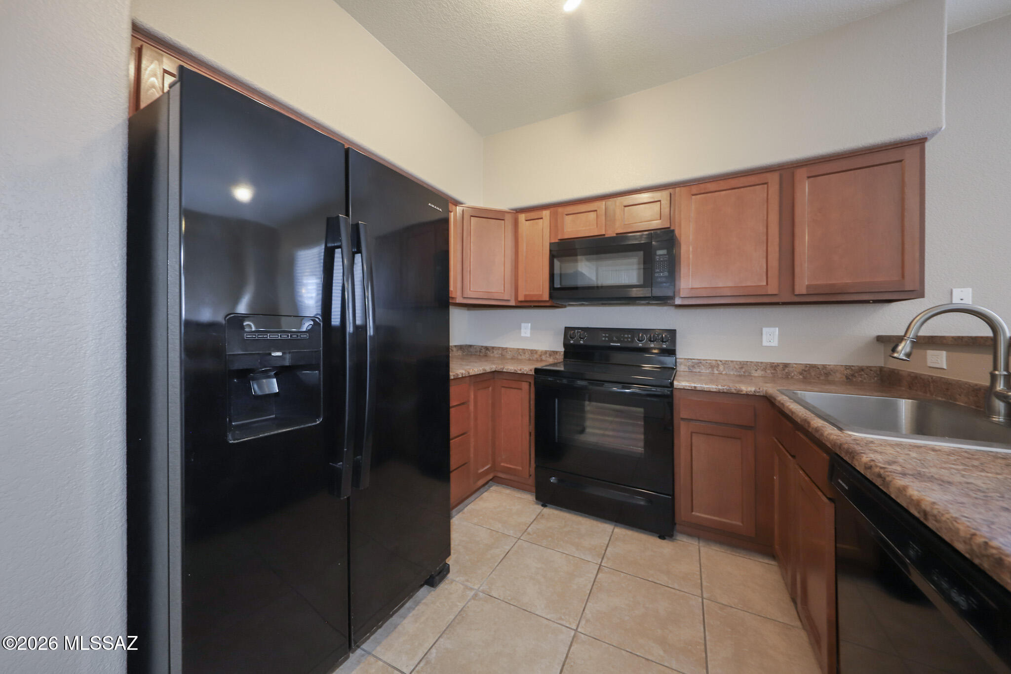 Mountain View Condos. (1-76) - Residential Lease