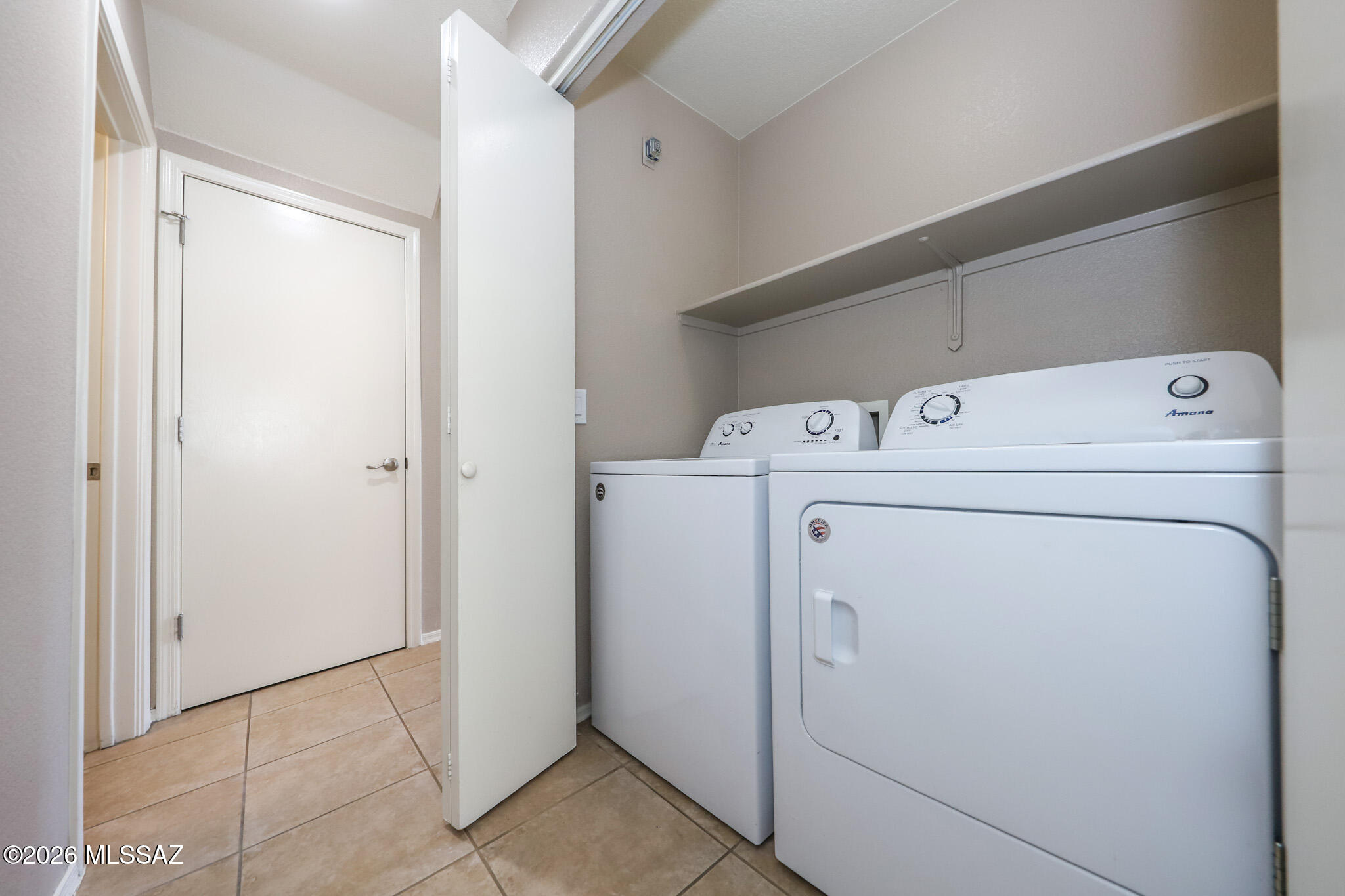 Mountain View Condos. (1-76) - Residential Lease
