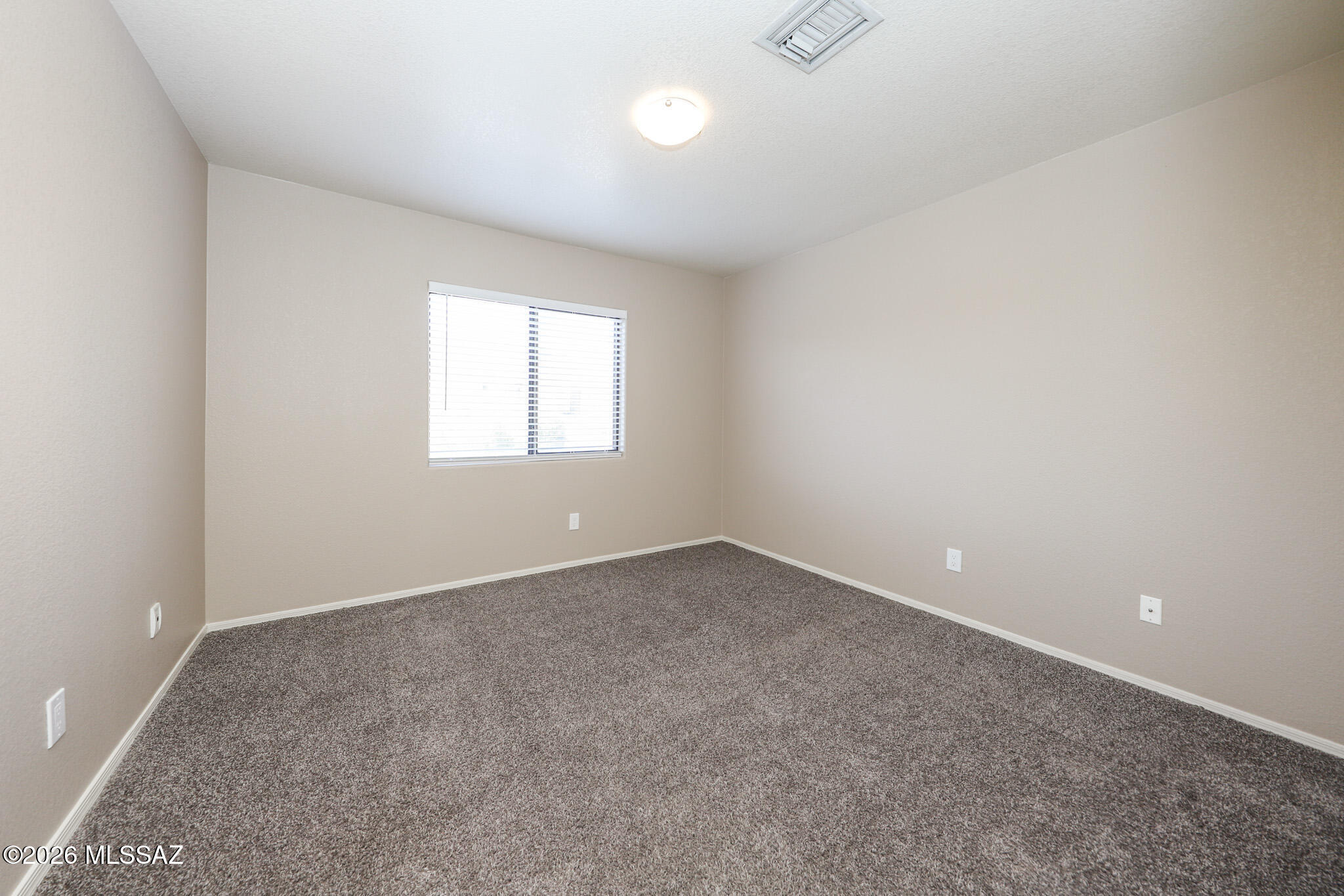 Mountain View Condos. (1-76) - Residential Lease